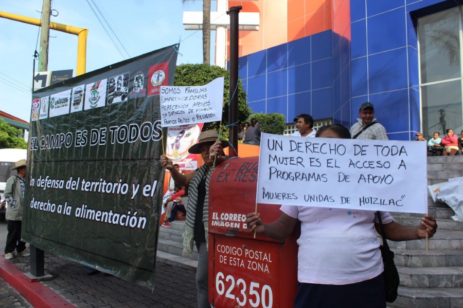 Organizaciones campesinas protestan en la Sedeso