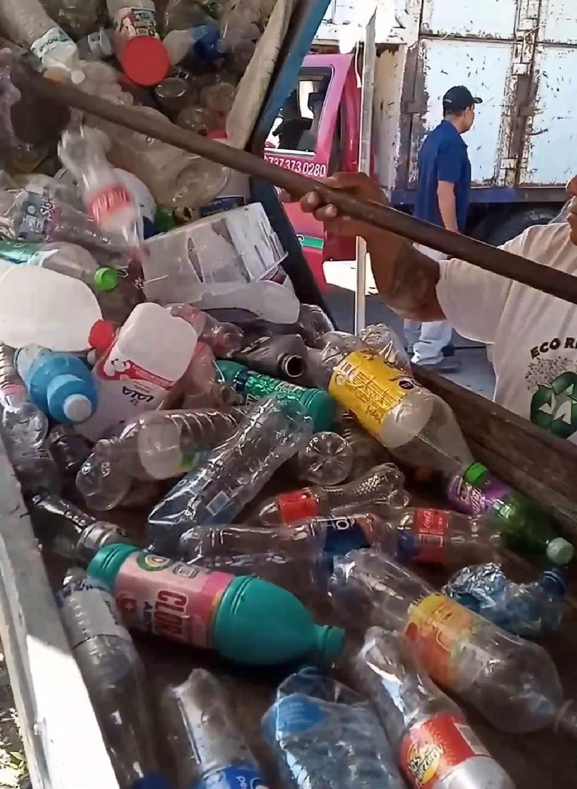 Anuncian programa de reciclado en escuelas