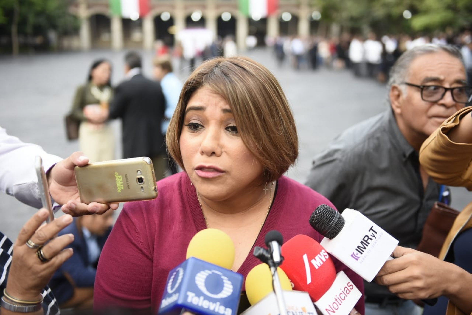 Se confrontan diputadas de Morena