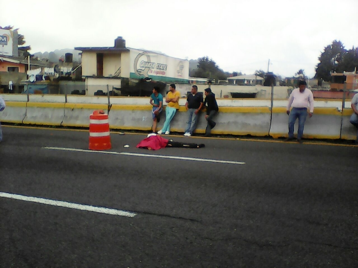 Muere motociclista tras chocar en Tres Marías