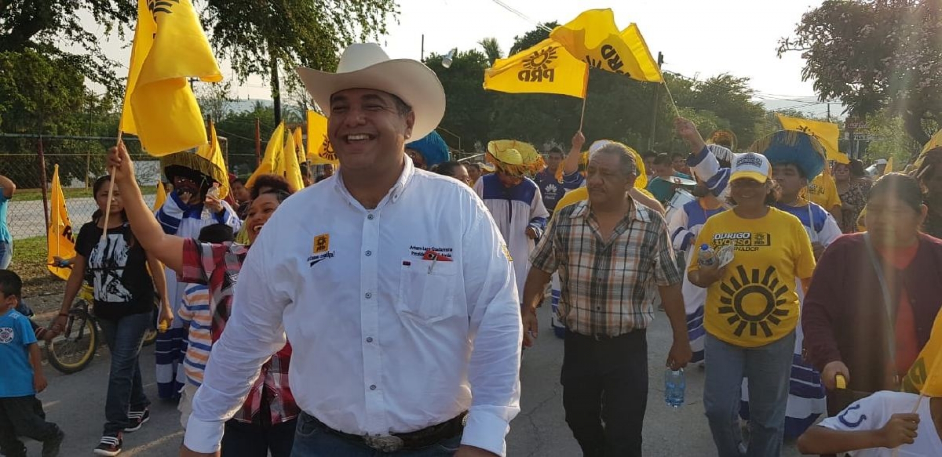 Arturo Lara sigue ganando simpatizantes para su proyecto de alcalde de Ayala