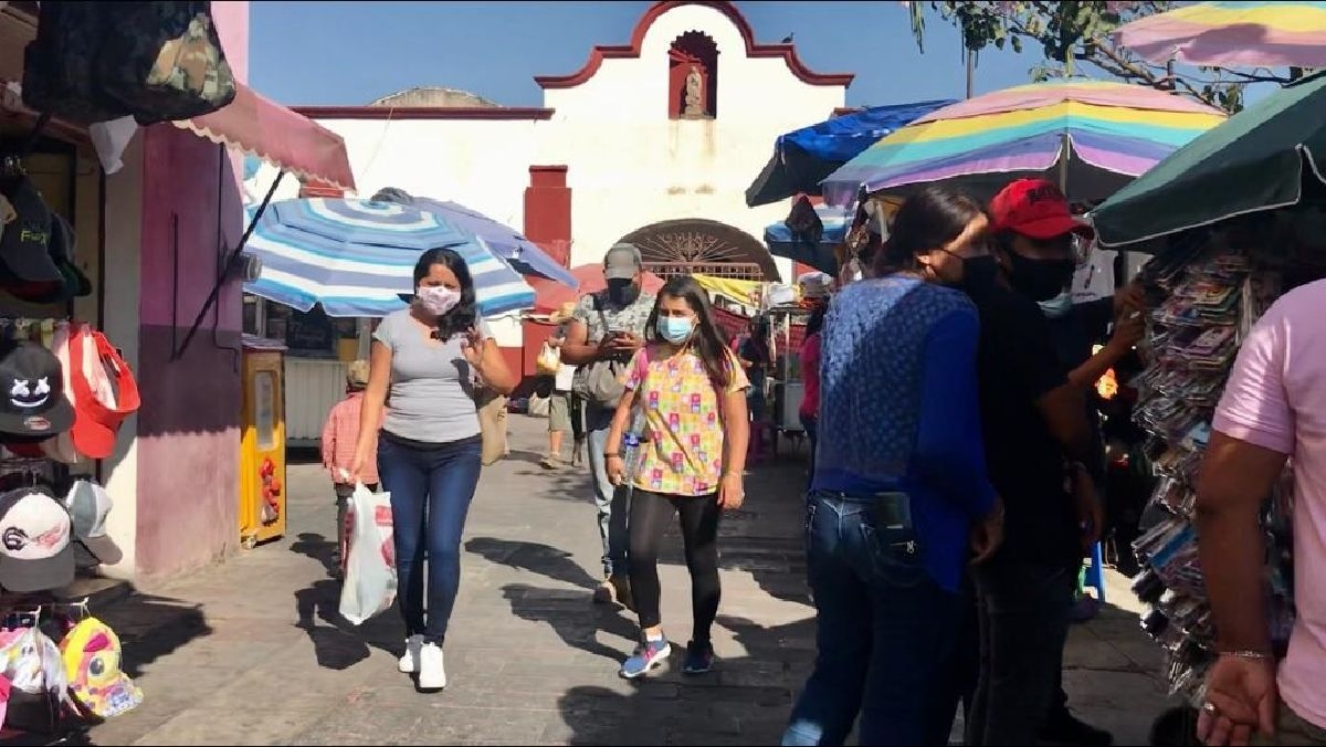 Nueva invasión del zócalo de Cuautla por ambulantes foráneos