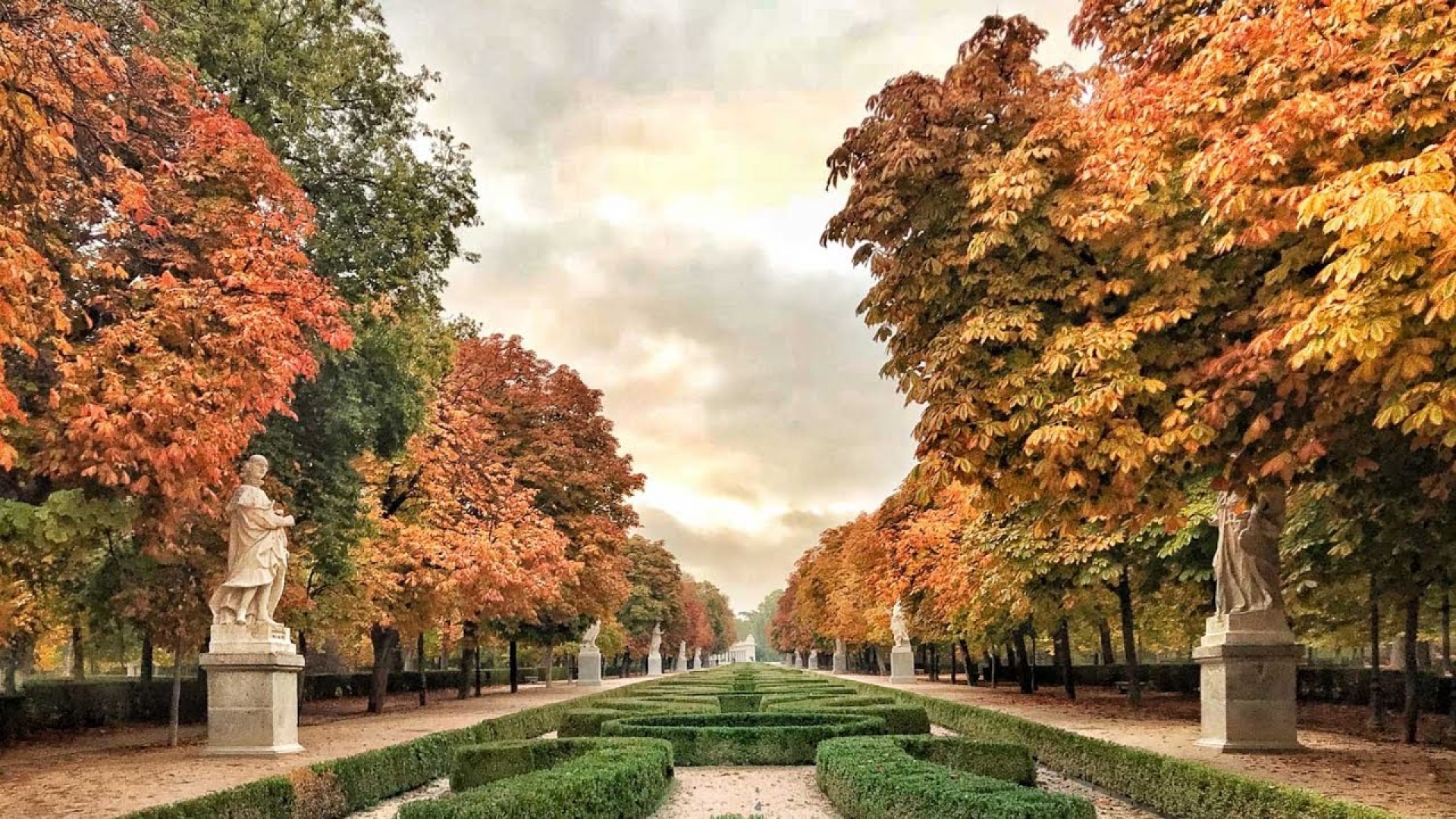 ¿Quieres pasar el otoño en España?