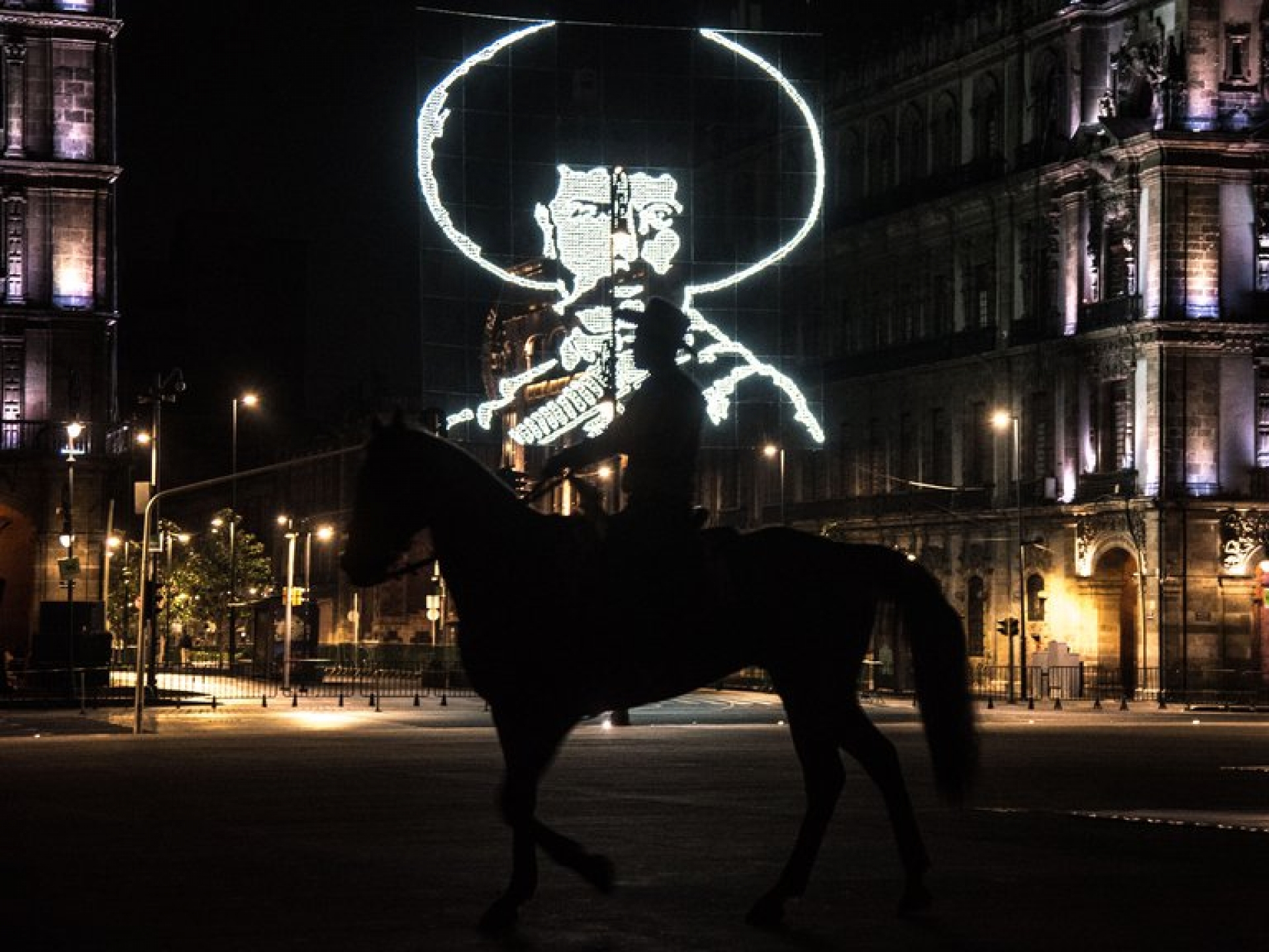 México conmemora 110 años de la Revolución