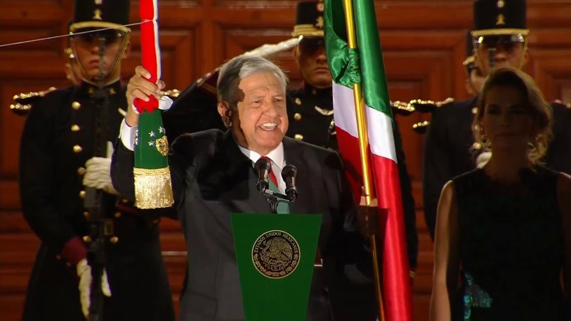 AMLO dará 20 vivas en Grito de Independencia; invita a celebrar con sana distancia