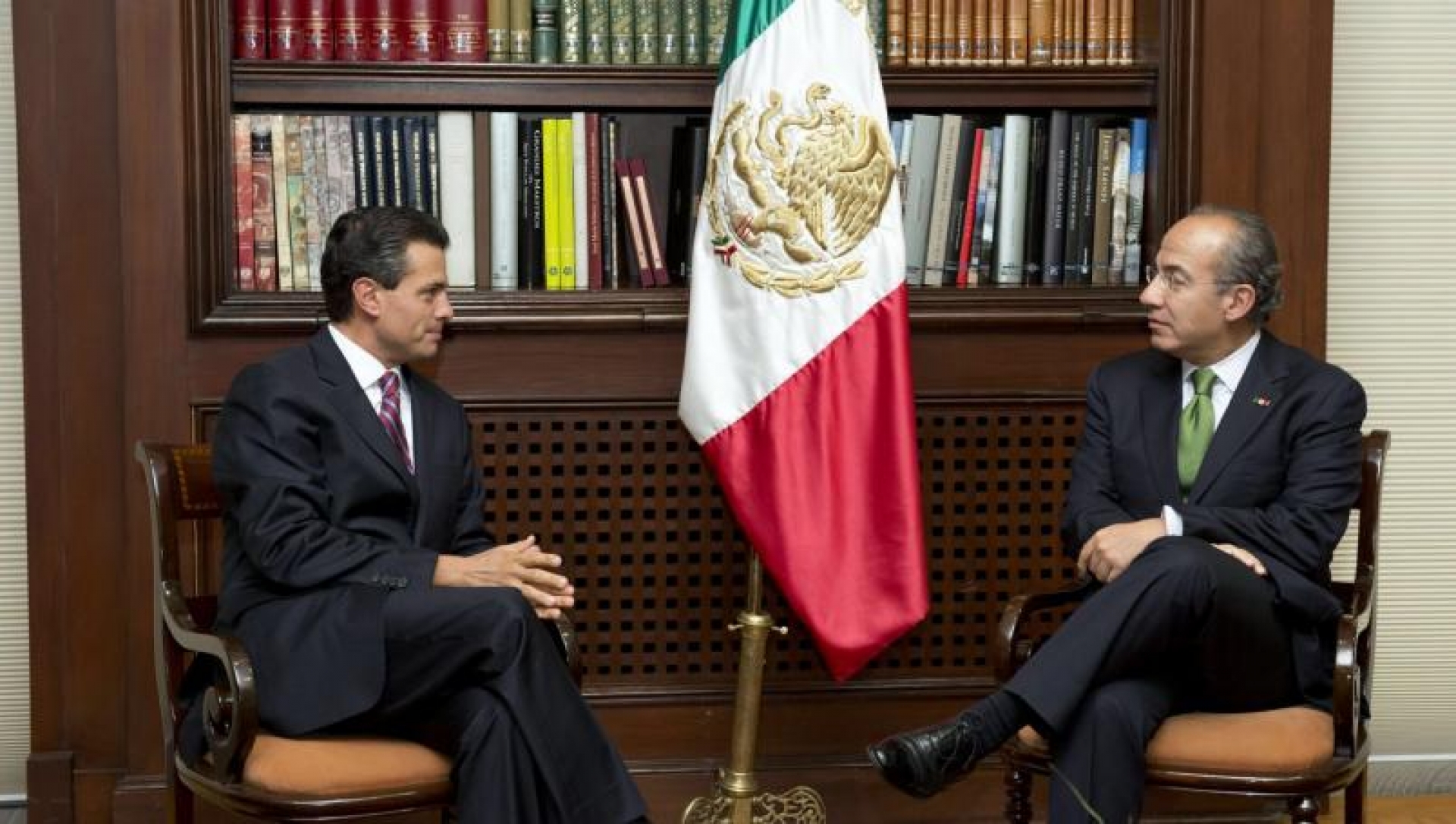Diputados aprueban consulta sobre expresidentes