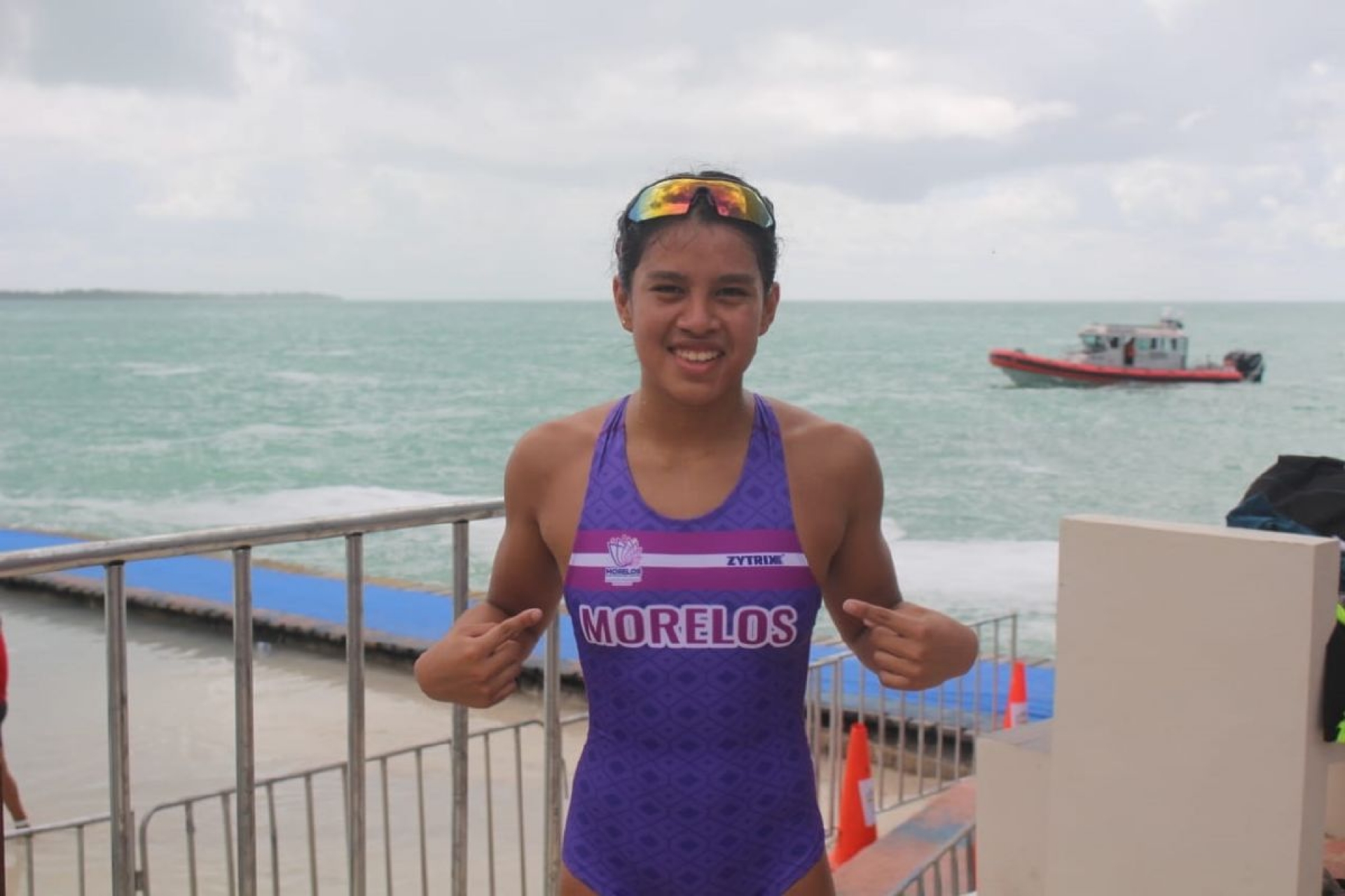 Luz Santiago Ramírez consigue décimo lugar en triatlón