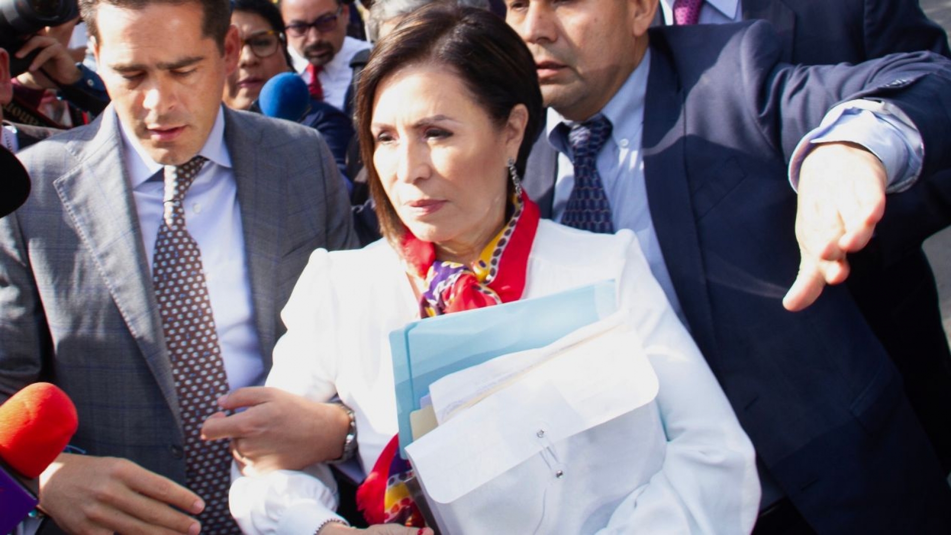 Juez dicta prisión preventiva a Rosario Robles