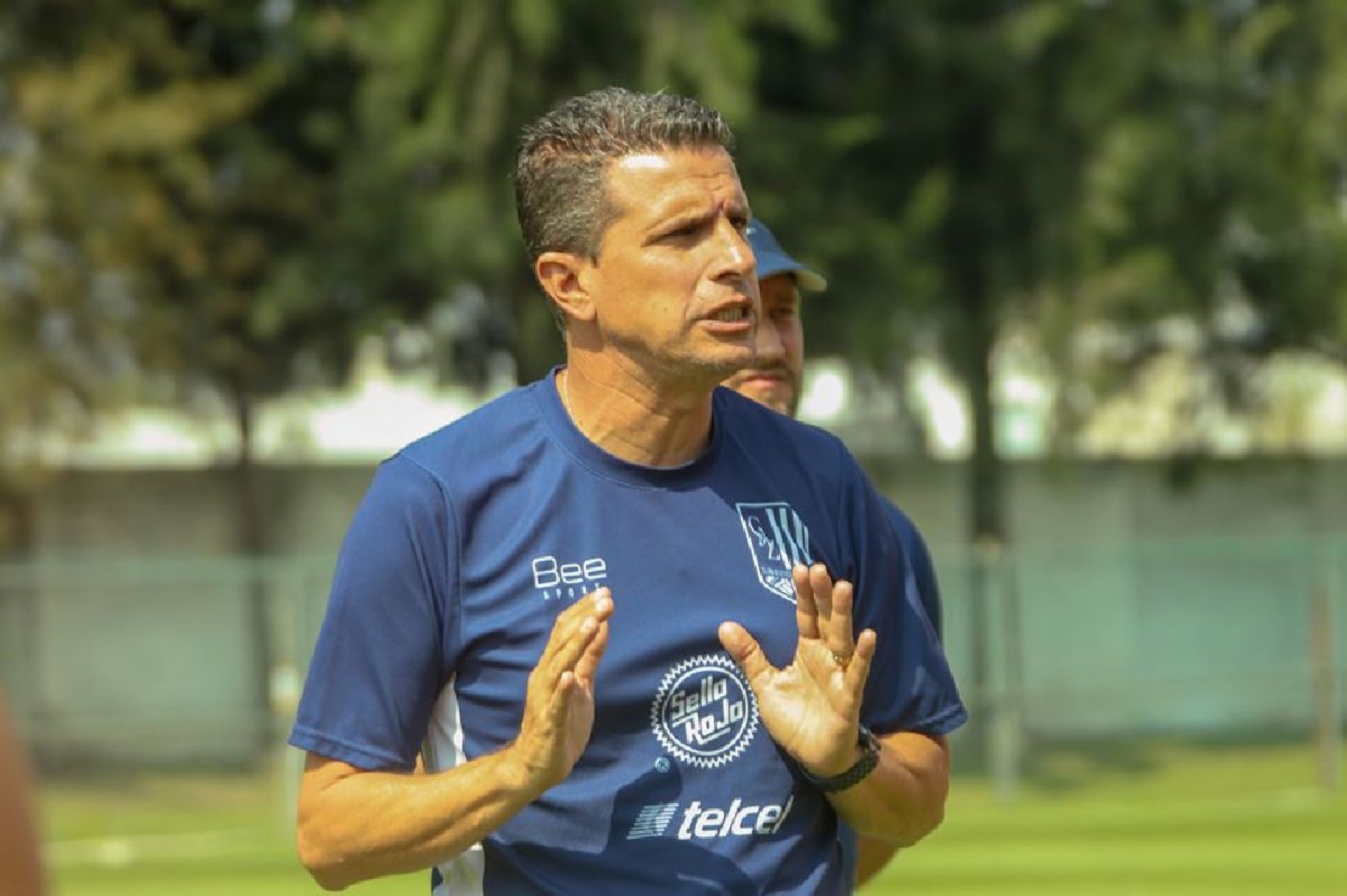 Orgulloso de sus jugadores
