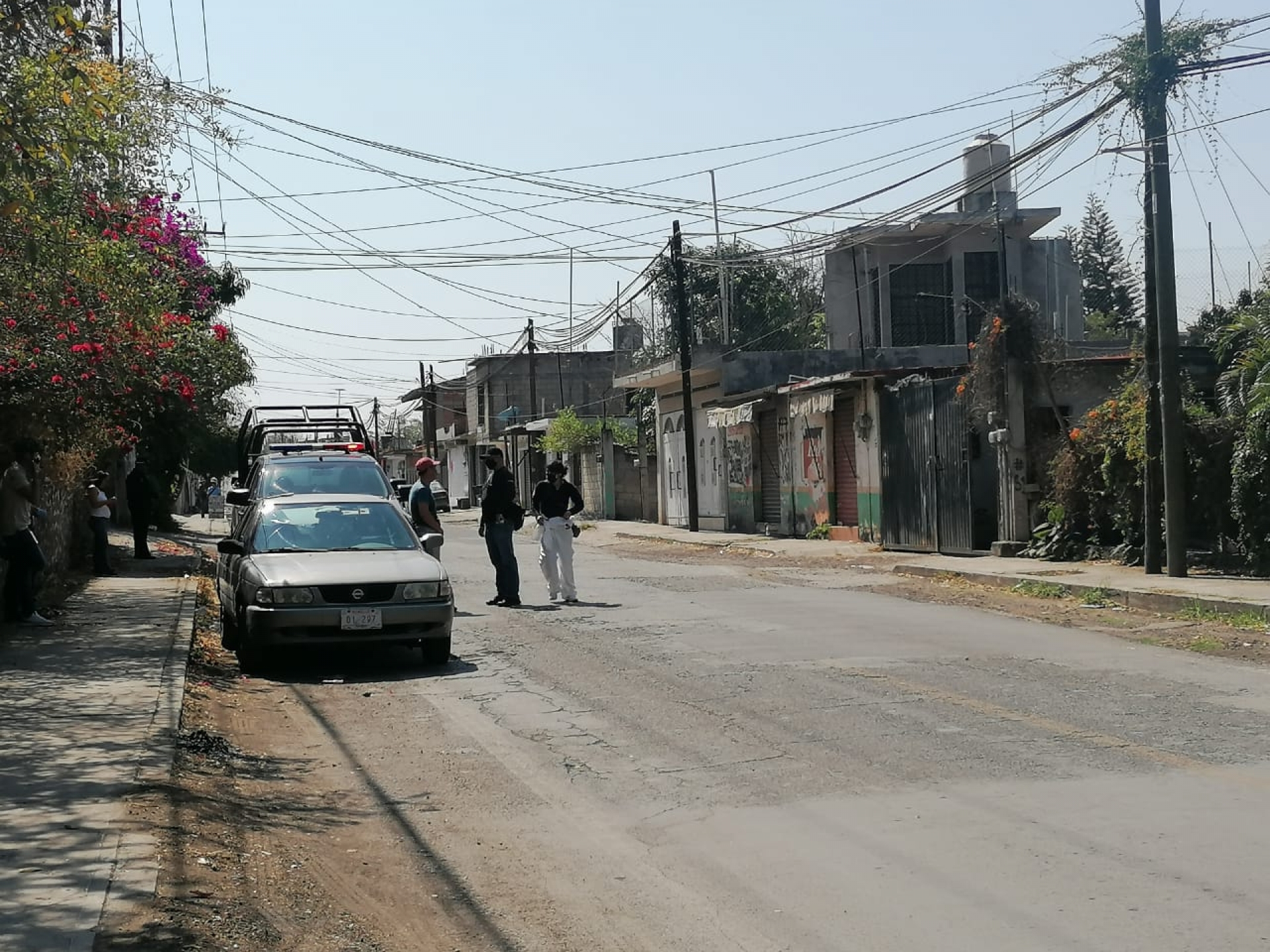 Dos hombres asesinados a tiros en Tezoyuca; una mujer resultó herida