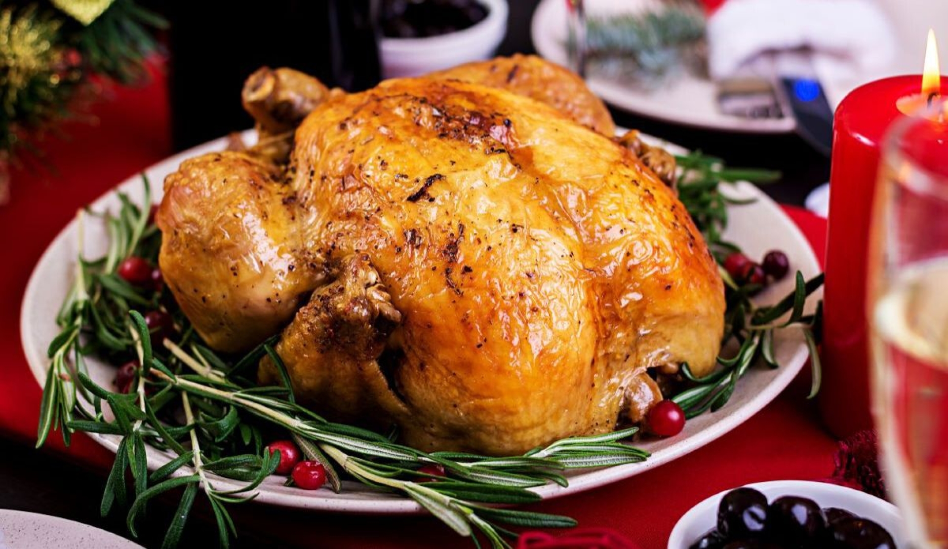 Tres opciones festivas y económicas para una cena navideña con pollo