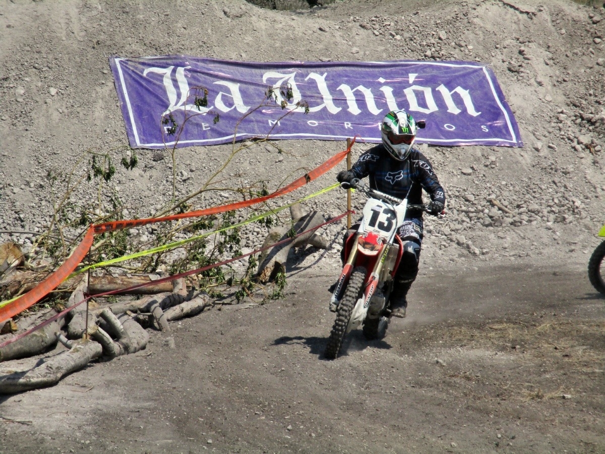 Adrenalina al máximo en el Campeonato Estatal Motocross y Enduro