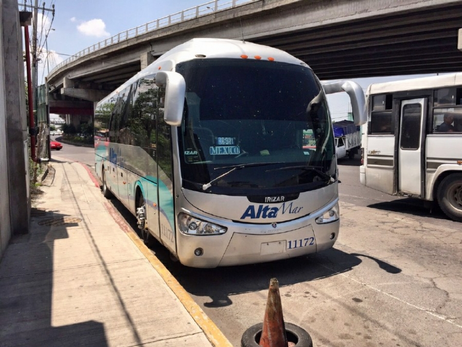 Procesarán a mujer que presuntamente transportaba droga en un autobús