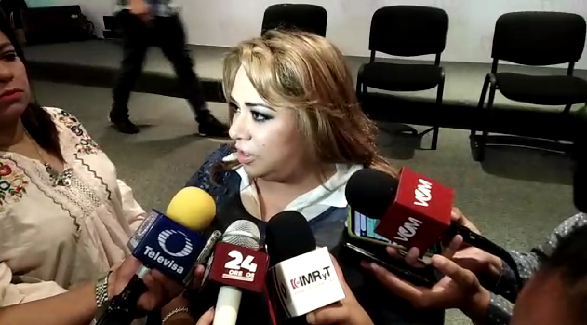 Se pronuncia diputada en contra de adquisición de vehículos para legisladores