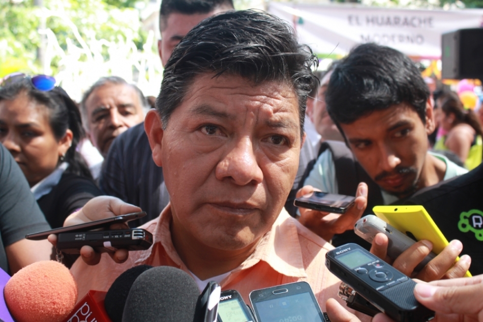 El SNTE y el IEBEM refuerzan campaña de información a maestros sobre evaluación educativa