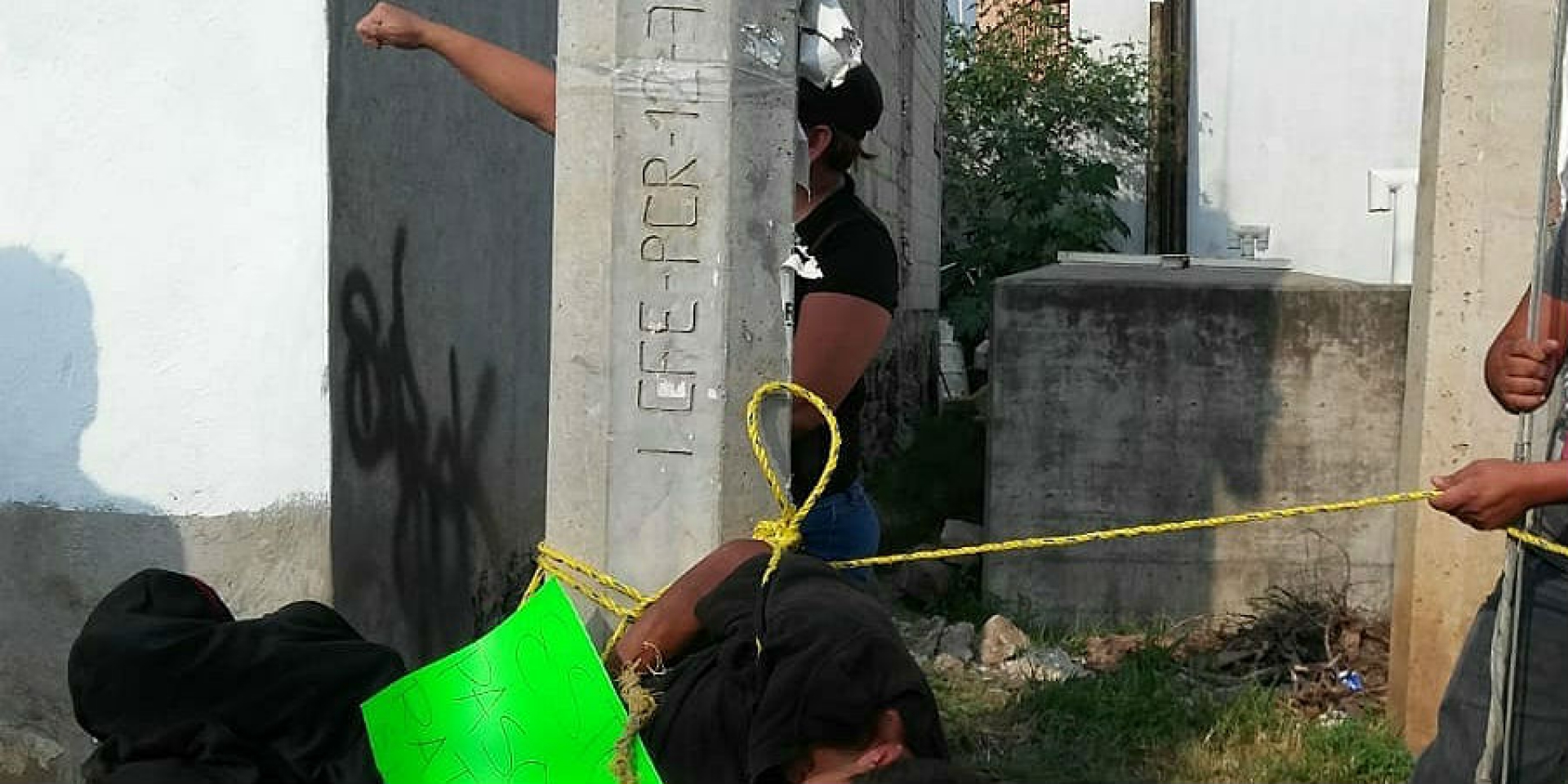 Retuvieron ciudadanos a dos presuntos ladrones