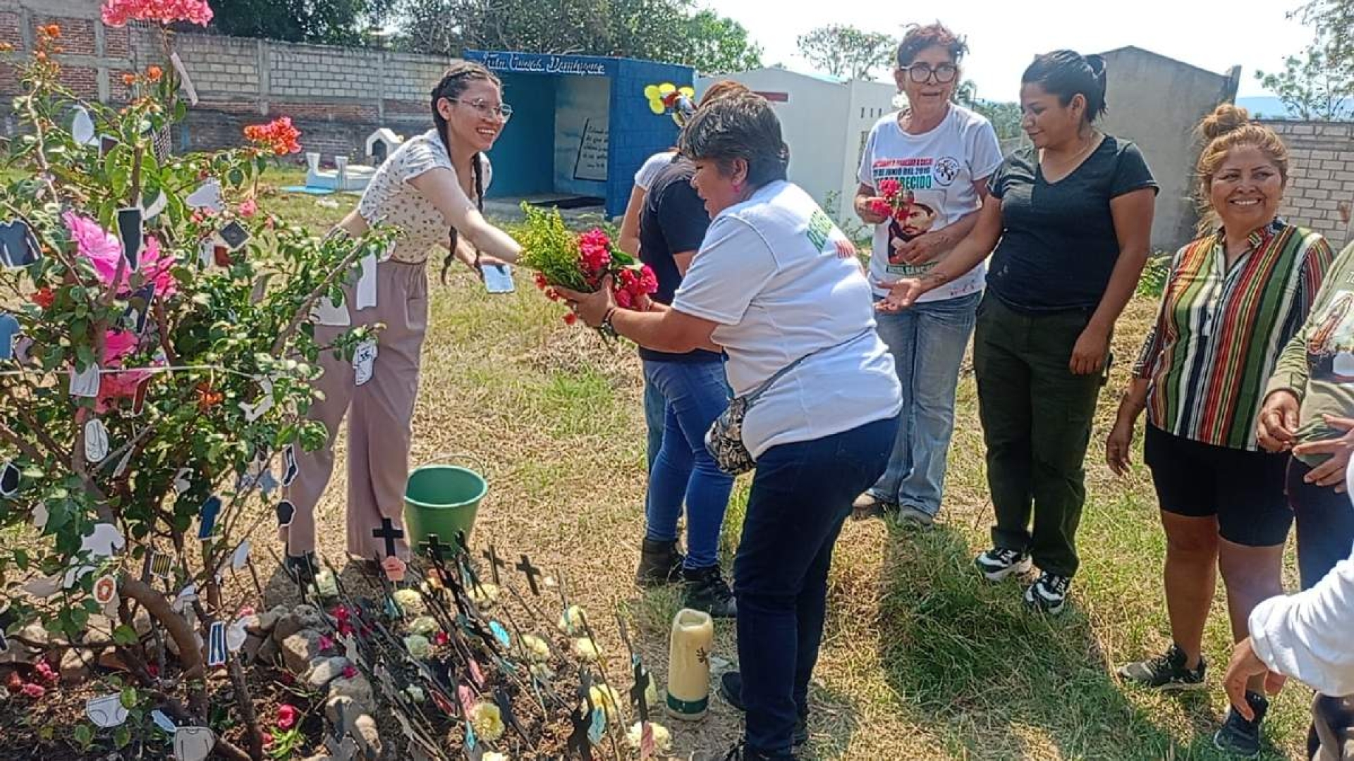 Concluye quinta etapa de exhumaciones en panteón de Jojutla