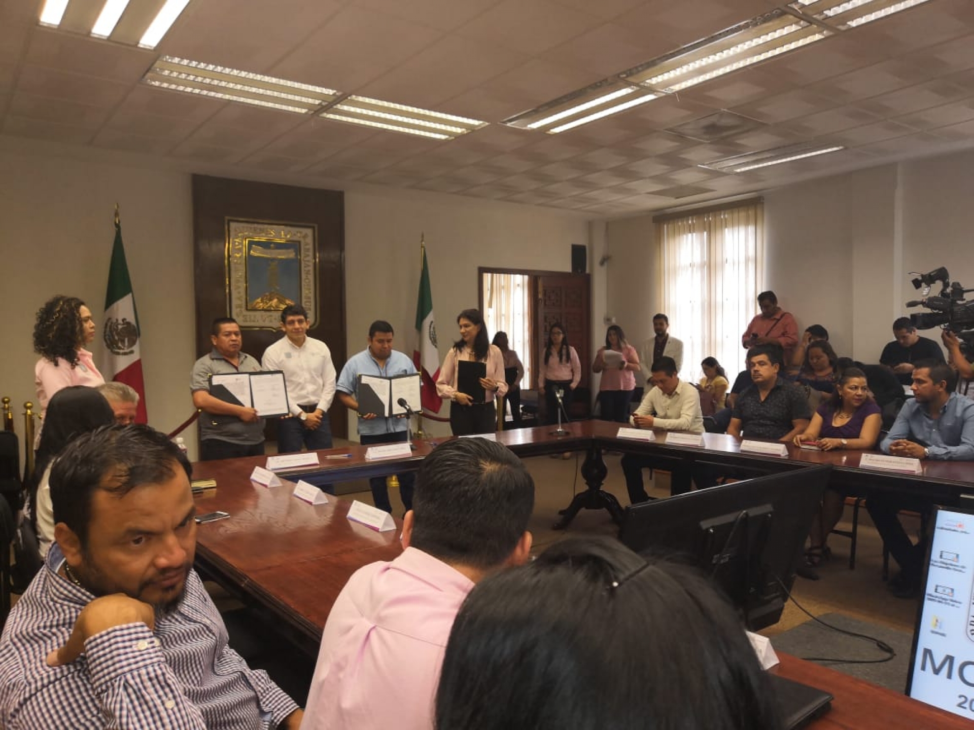 Firma convenio SDEyT con alcaldes sobre participación en mejora regulatoria