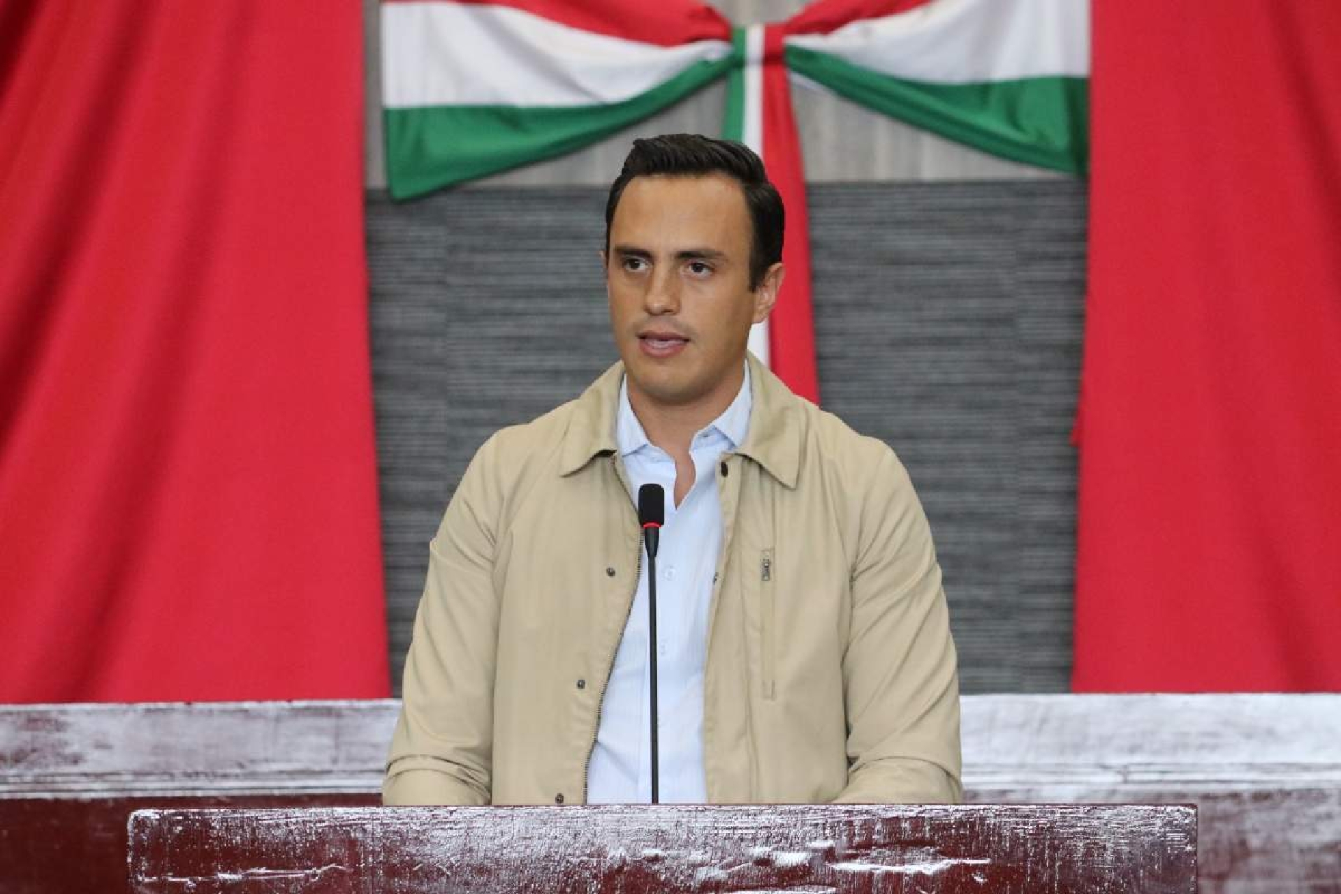 Plantea Daniel Martínez prohibición de imágenes de fallecidos en primeras planas