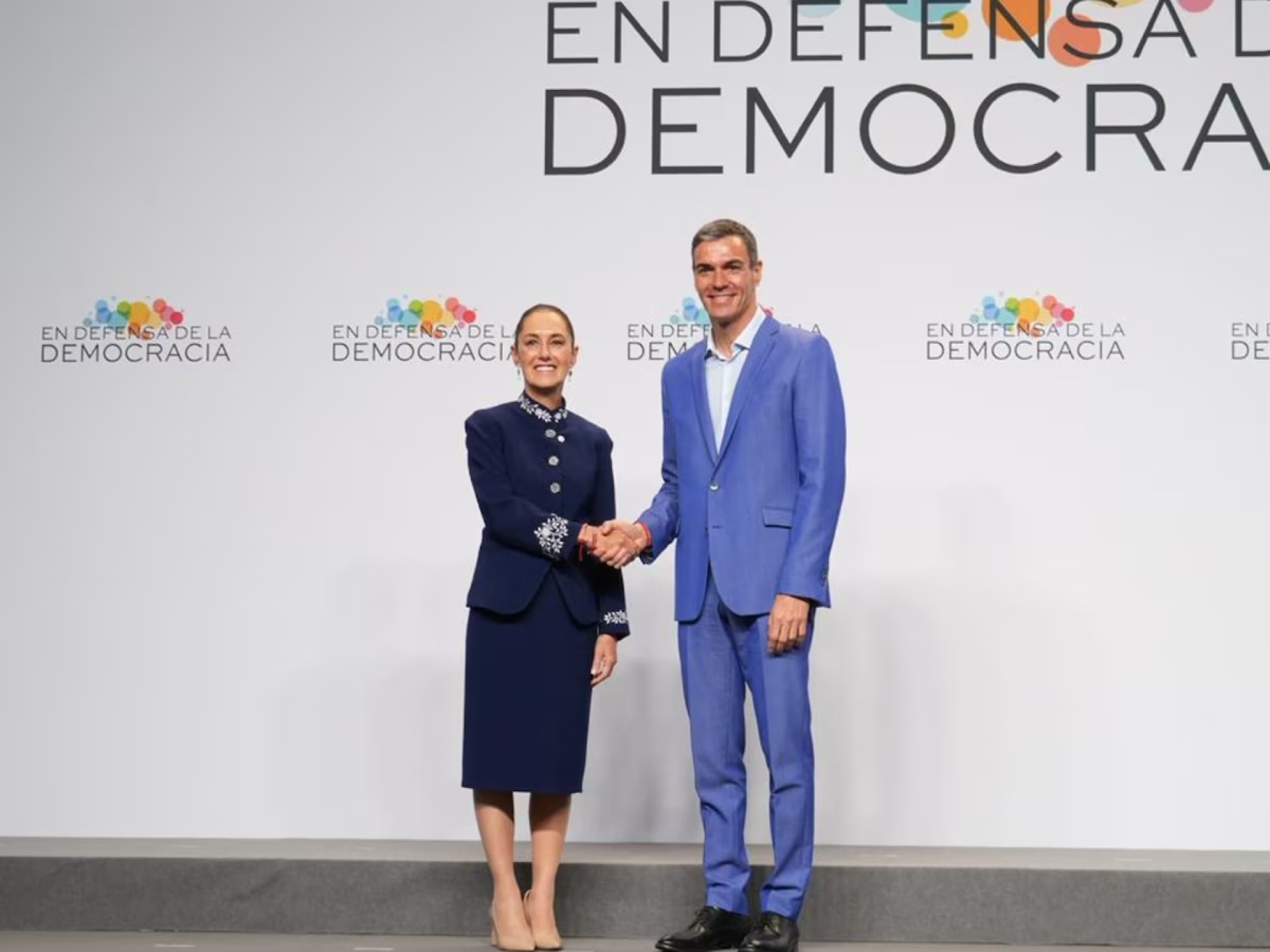 Sheinbaum se reúne con Sánchez: México será sede de Cumbre en 2027