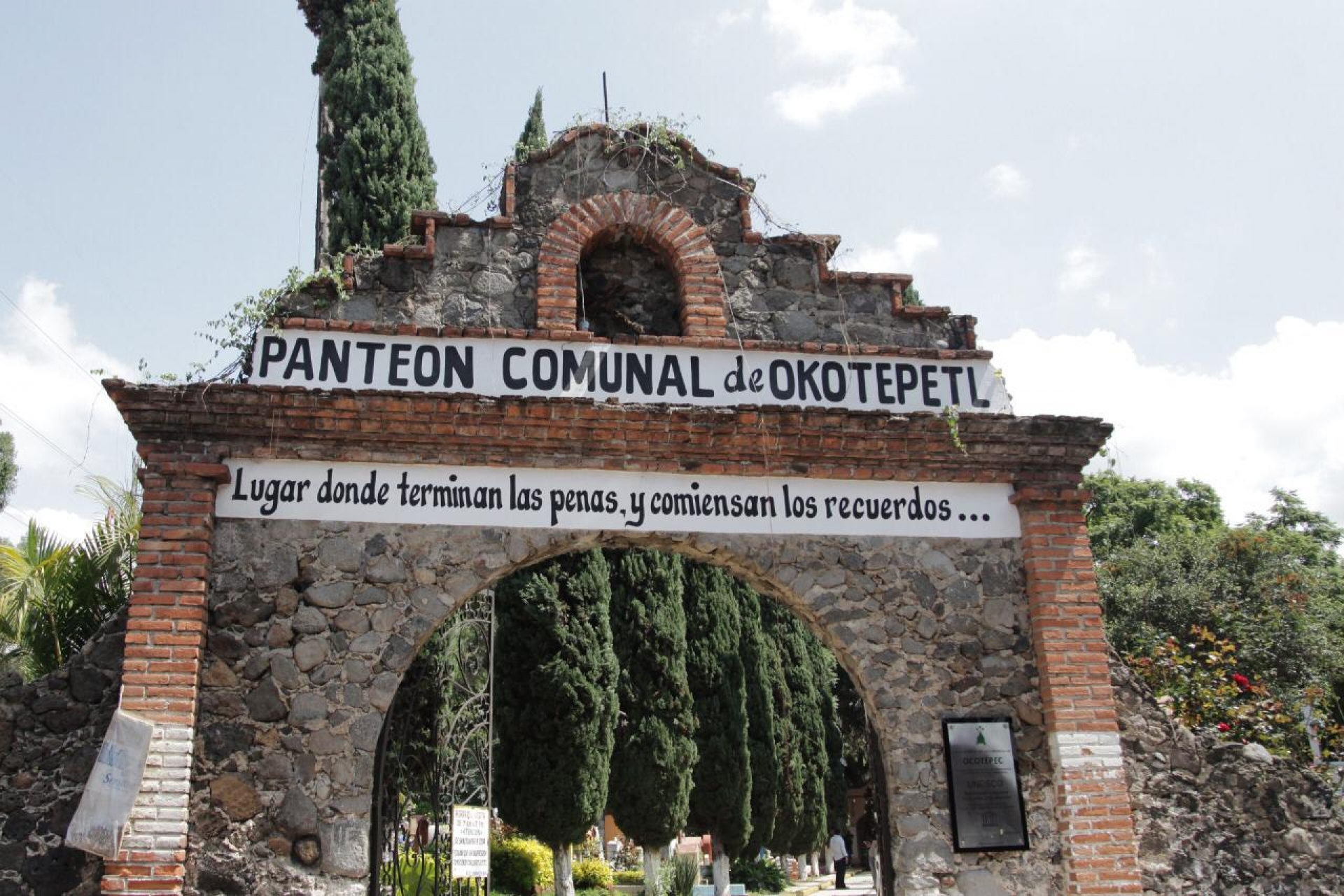 Ofrendas familiares, opción para prevenir contagios: ayuntamiento capitalino
