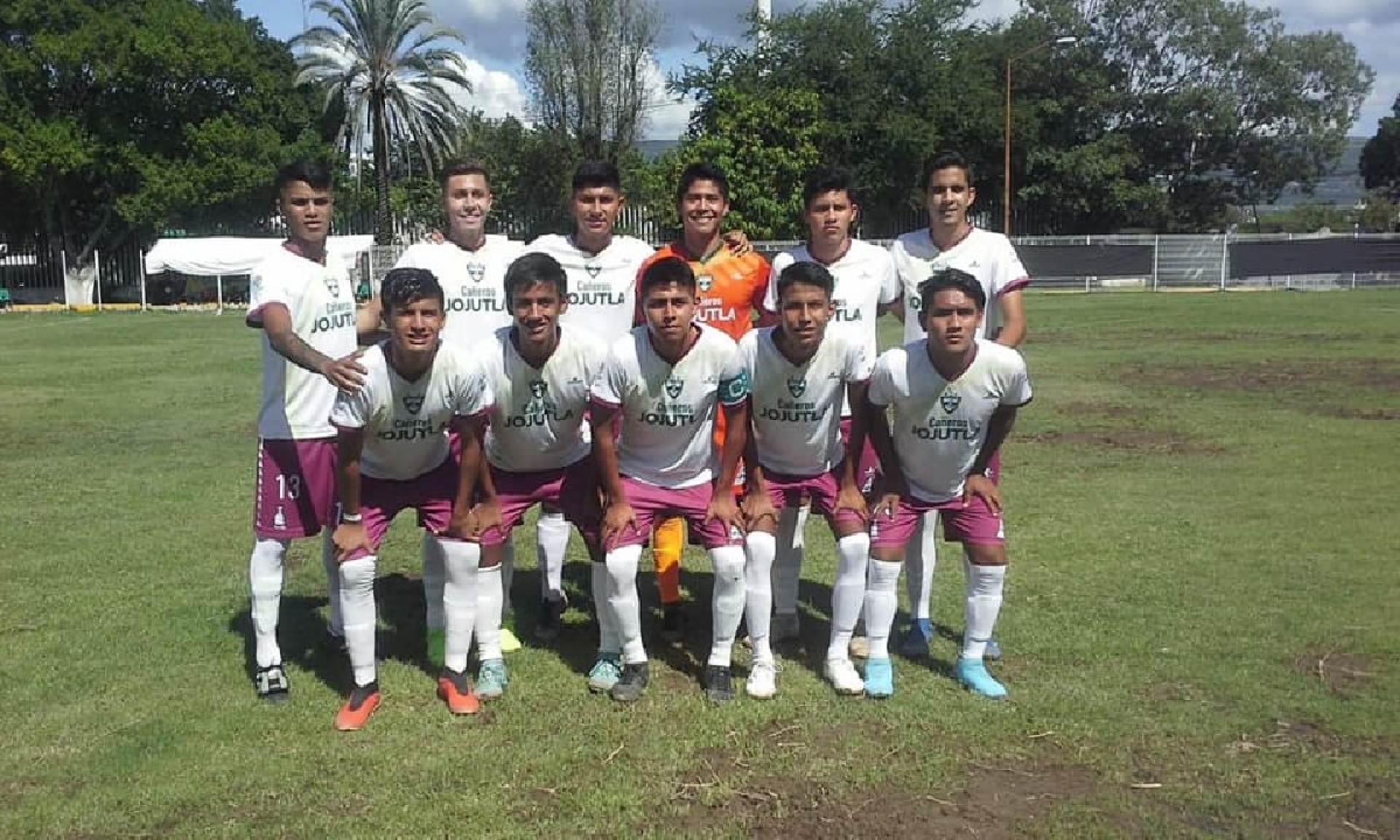 Selva Cañera y Atlético Yautepec pelean codo a codo en el Grupo VI
