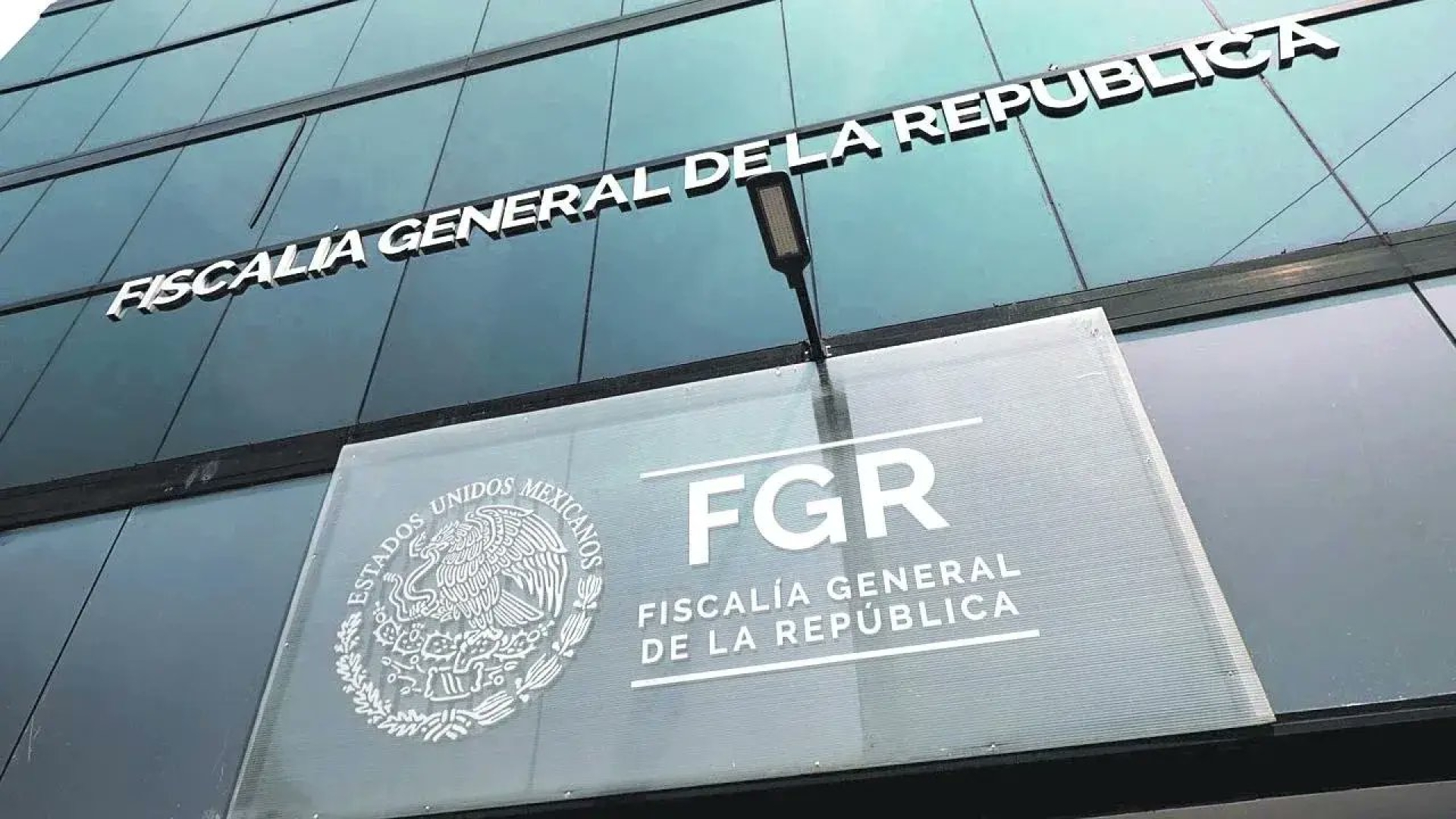Senado define 10 candidatos para la FGR; la votación será hoy