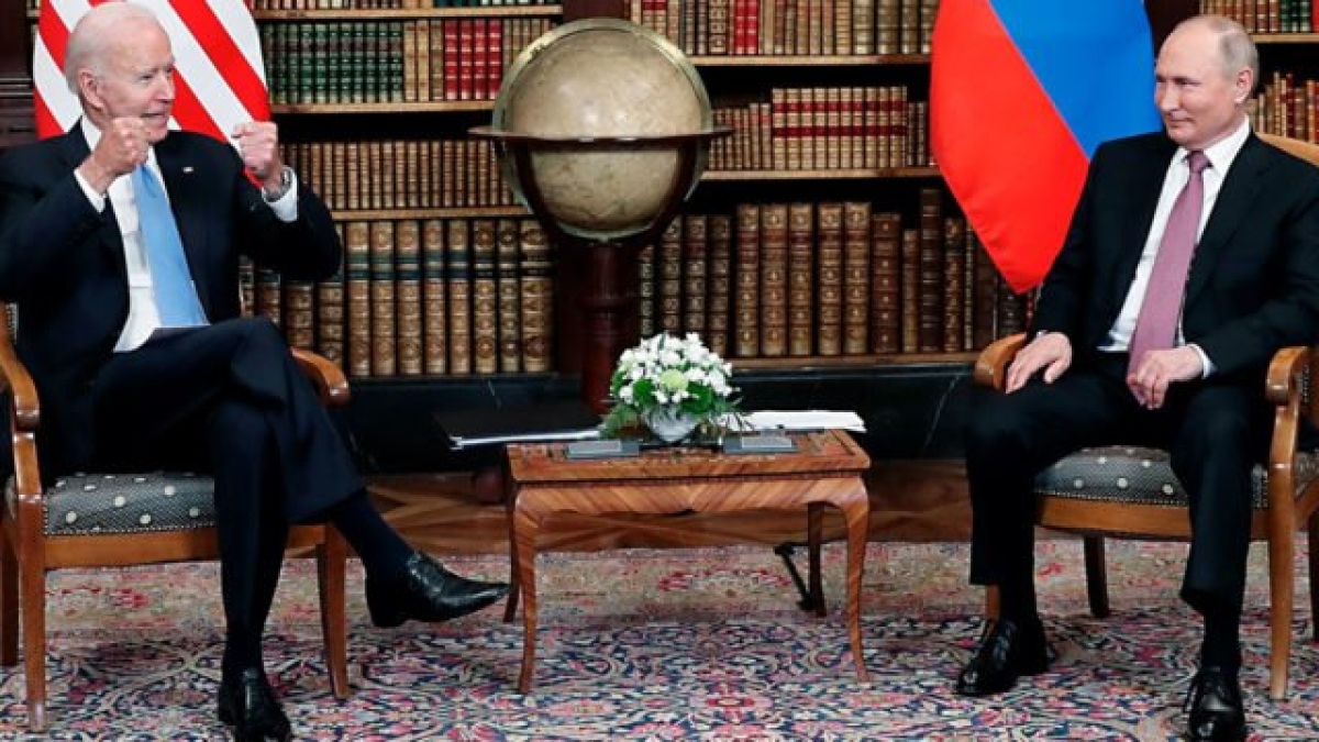 Biden ofrece a Putin negociar tratado nuclear que sustituya al actual en 2026