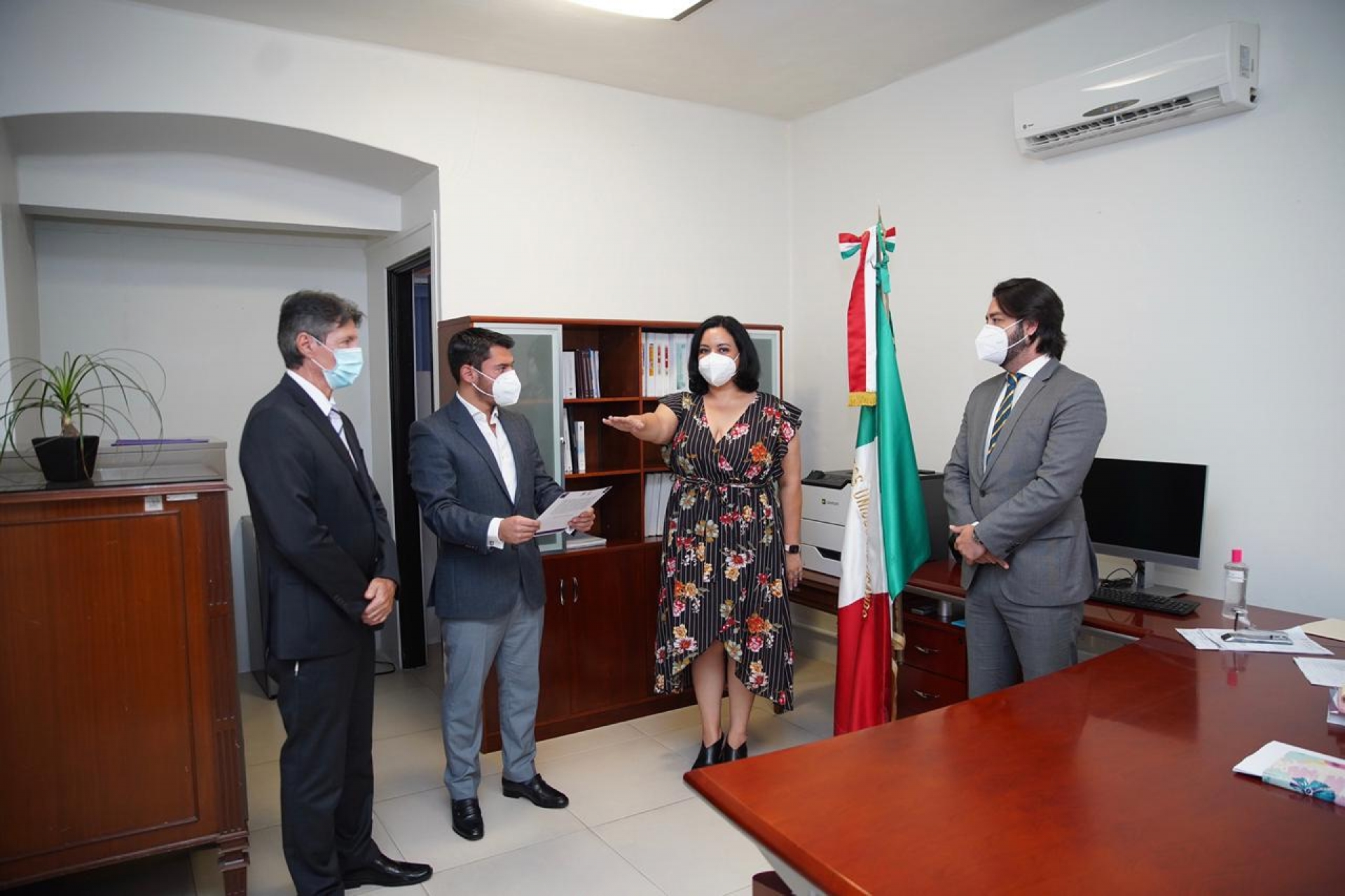 Vanessa Cornejo de Ita, nueva directora del Instituto de Servicios Registrales y Catastrales