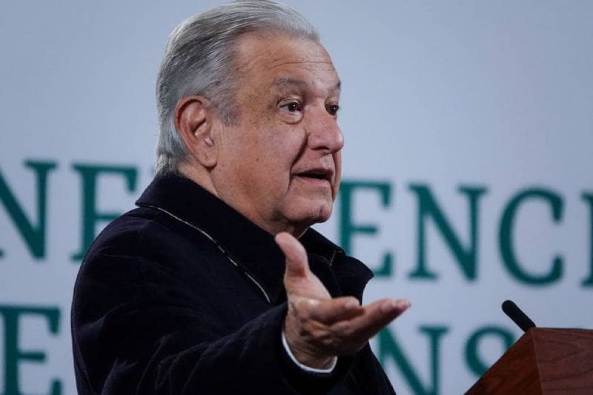 AMLO responde al Tribunal Electoral "sí puedo hablar de la consulta"
