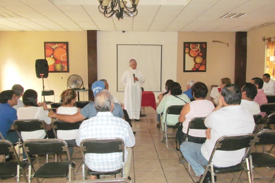 Realiza obispo de Cuernavaca visita pastoral de tres días en Jojutla