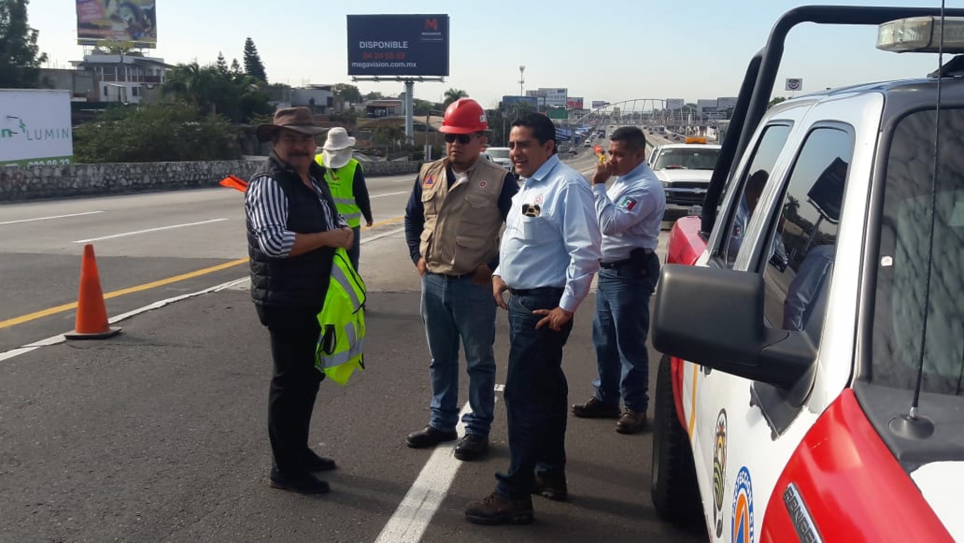 Fisura en el Paso Exprés fue rellenada con asfalto