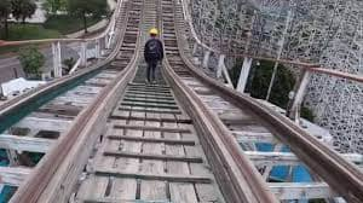 Tiktokers se cuelan a la "Feria de Chapultepec" para hacer videos