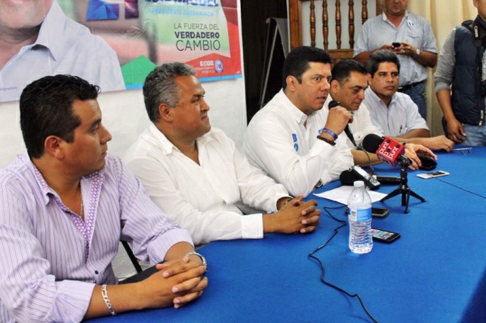 Bolaños Aguilar se proclama ganador; Luis Miguel omite dar cifras y no admite su derrota