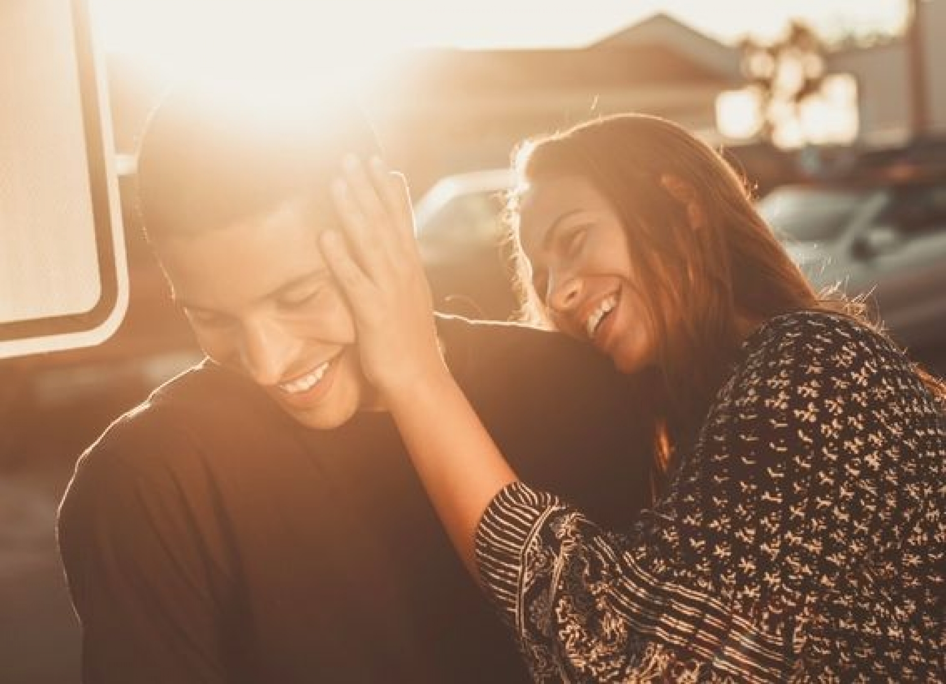 10 cualidades que hacen a un hombre más atractivo sin importar su físico