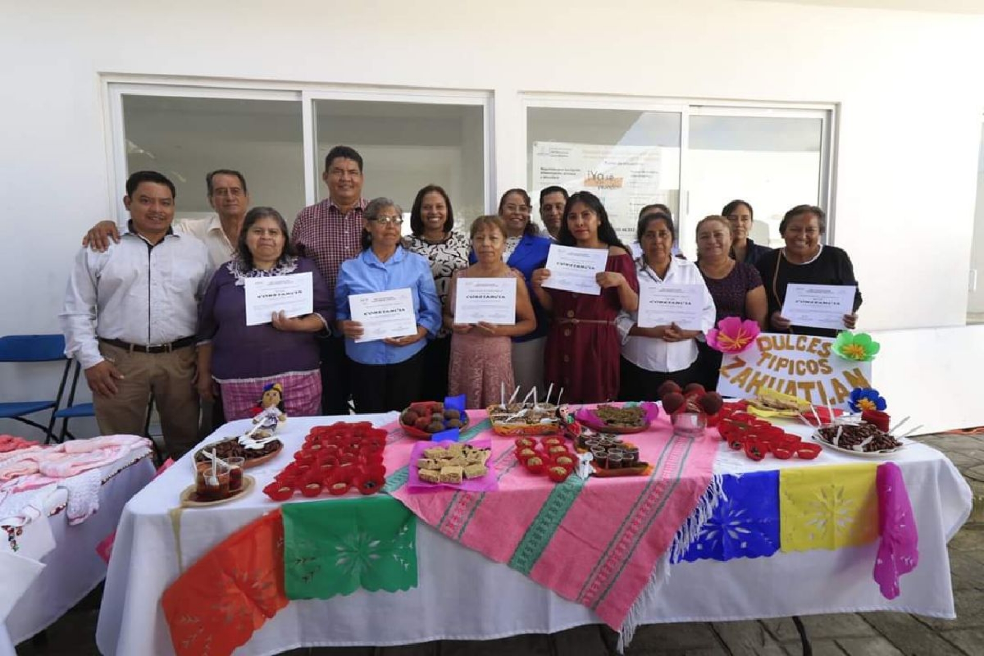 Clausuran cursos sobre producción de dulces típicos en Yecapixtla