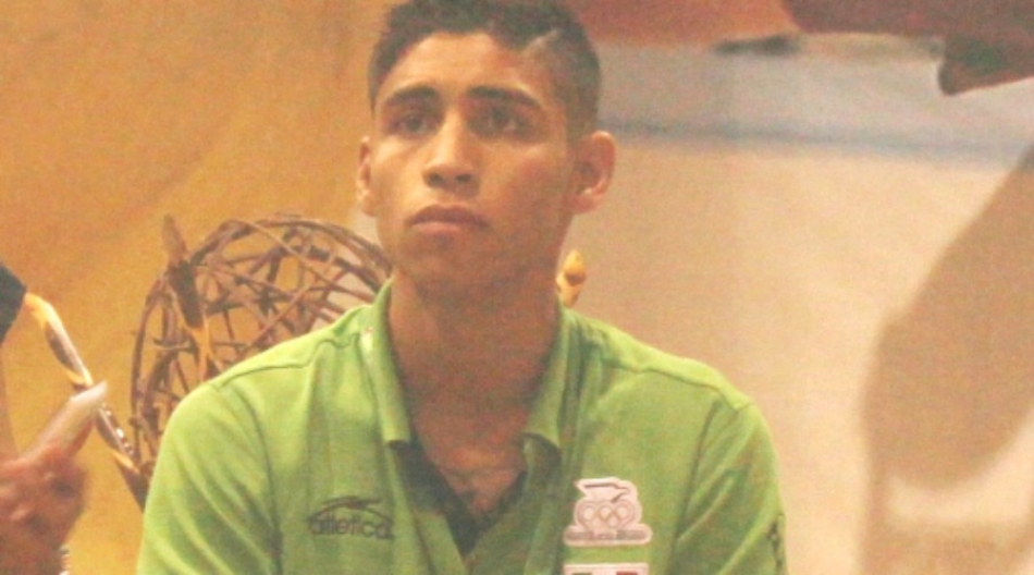 Va Alexis por primera victoria en la Serie Mundial de Boxeo