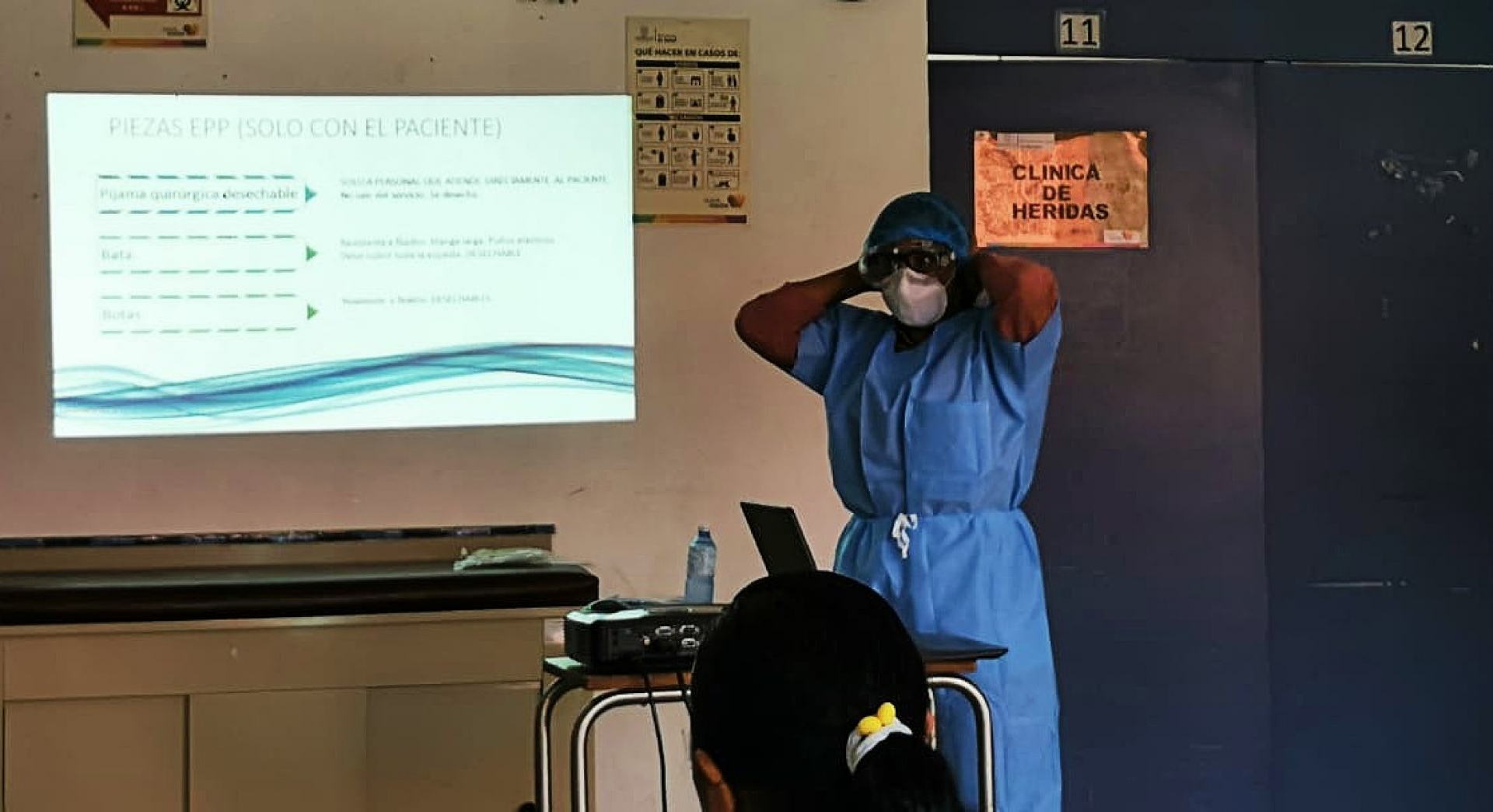 Capacitan a personal de Salud para manejo de pacientes con coronavirus SARS-COV-2