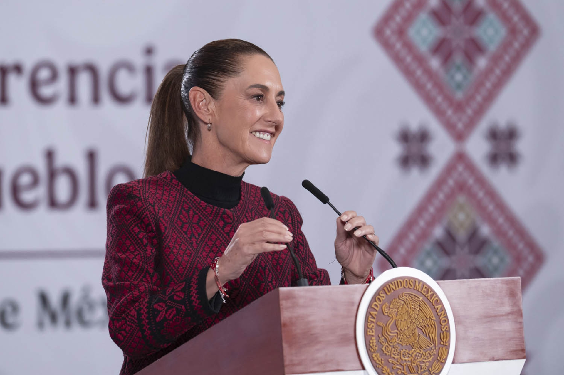 Sheinbaum descarta indicios de lavado de dinero en remesas