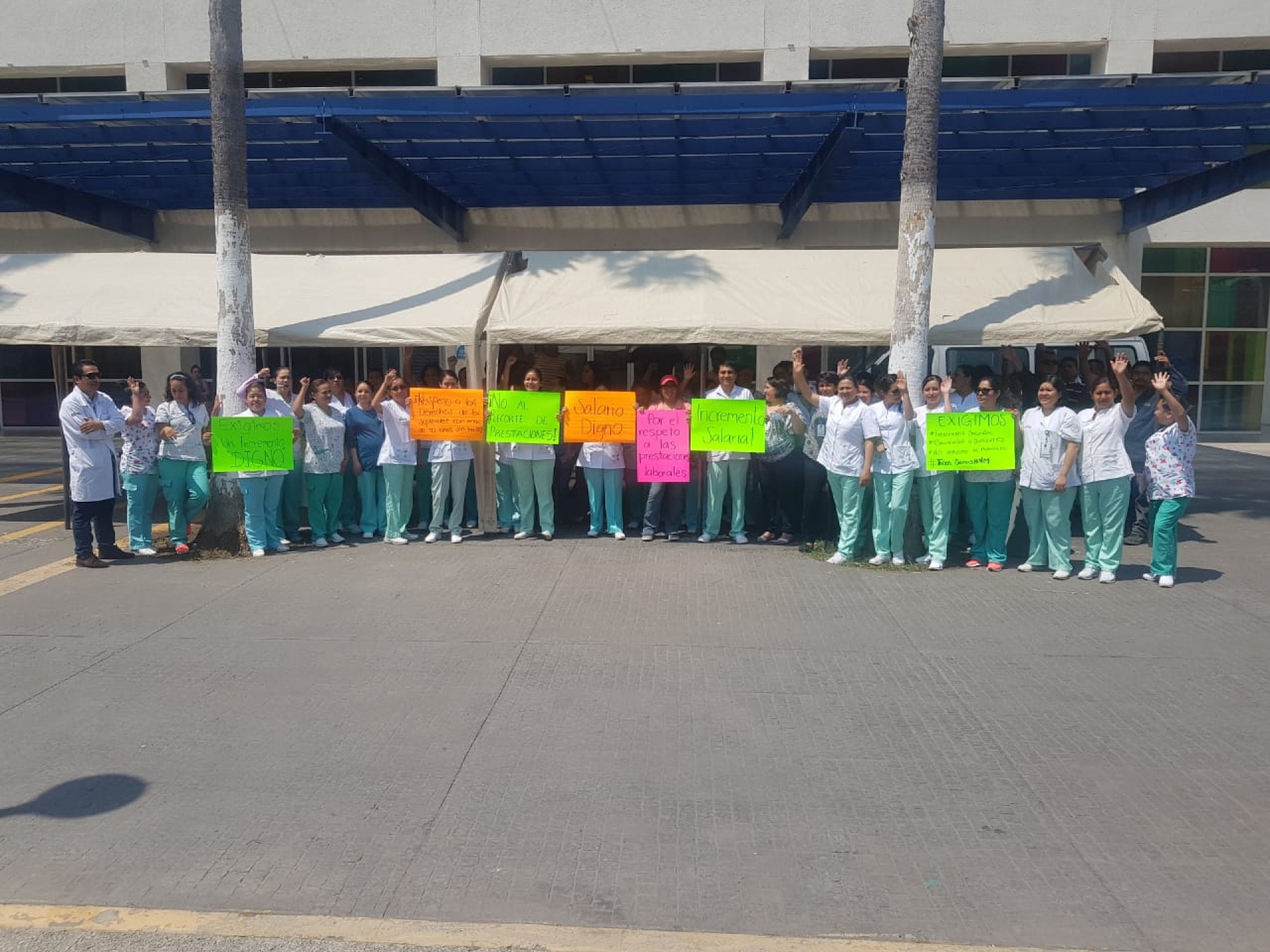 Acuerda asamblea de trabajadores del HNAM estallar huelga hoy