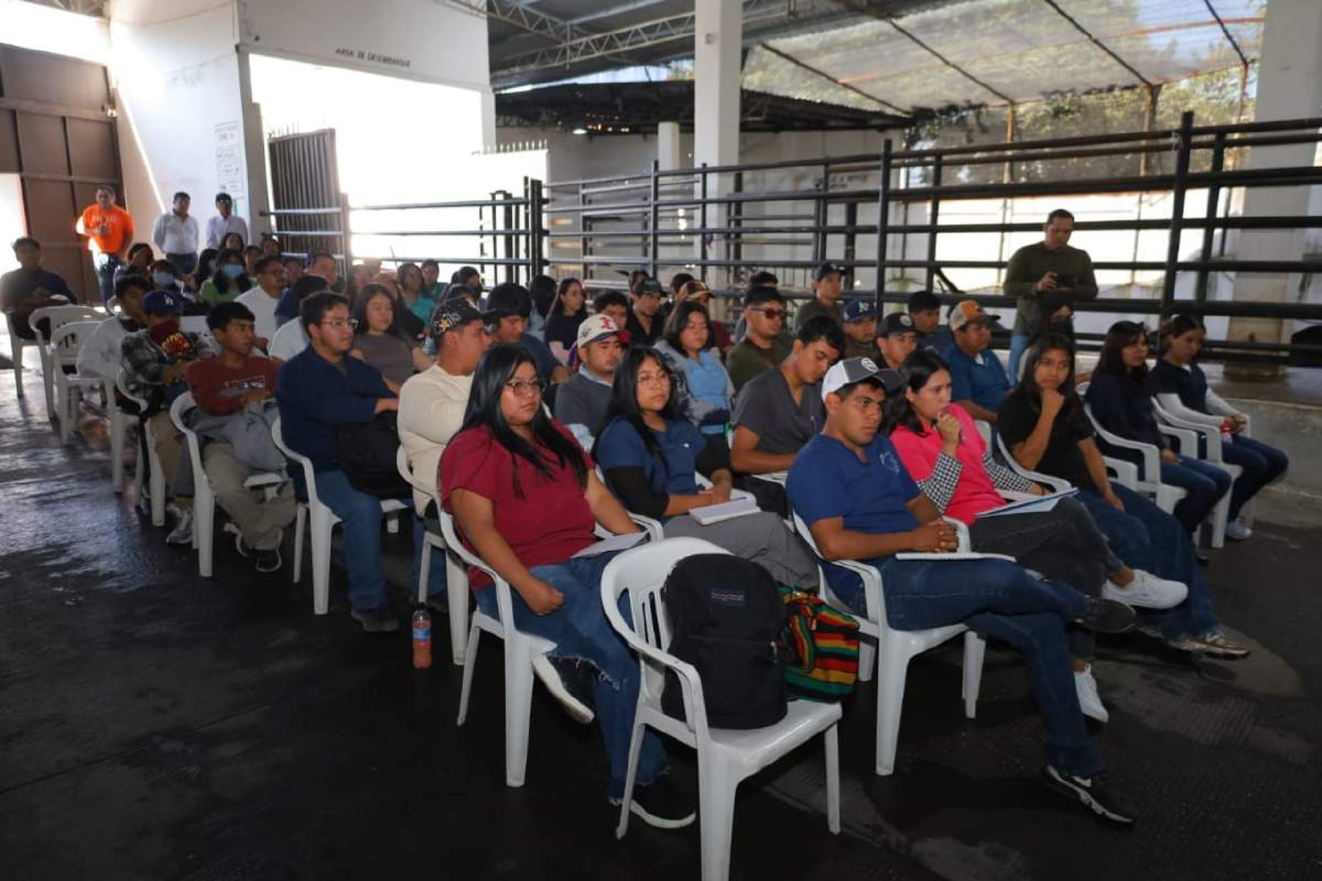 Ante casos de gusano barrenador, ofrecen capacitación en Zacatepec