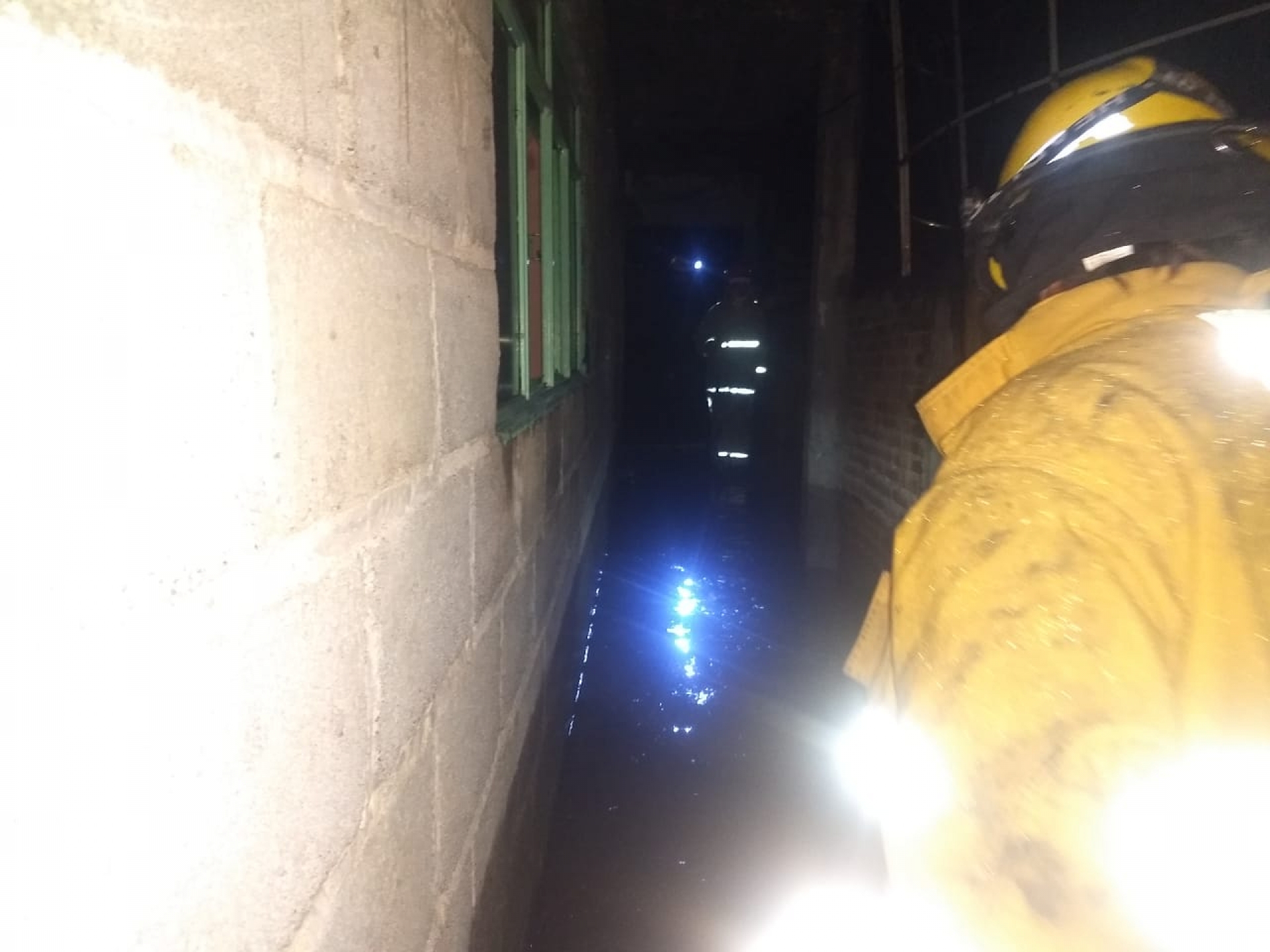 Atiende PC Cuernavaca encharcamientos por lluvia