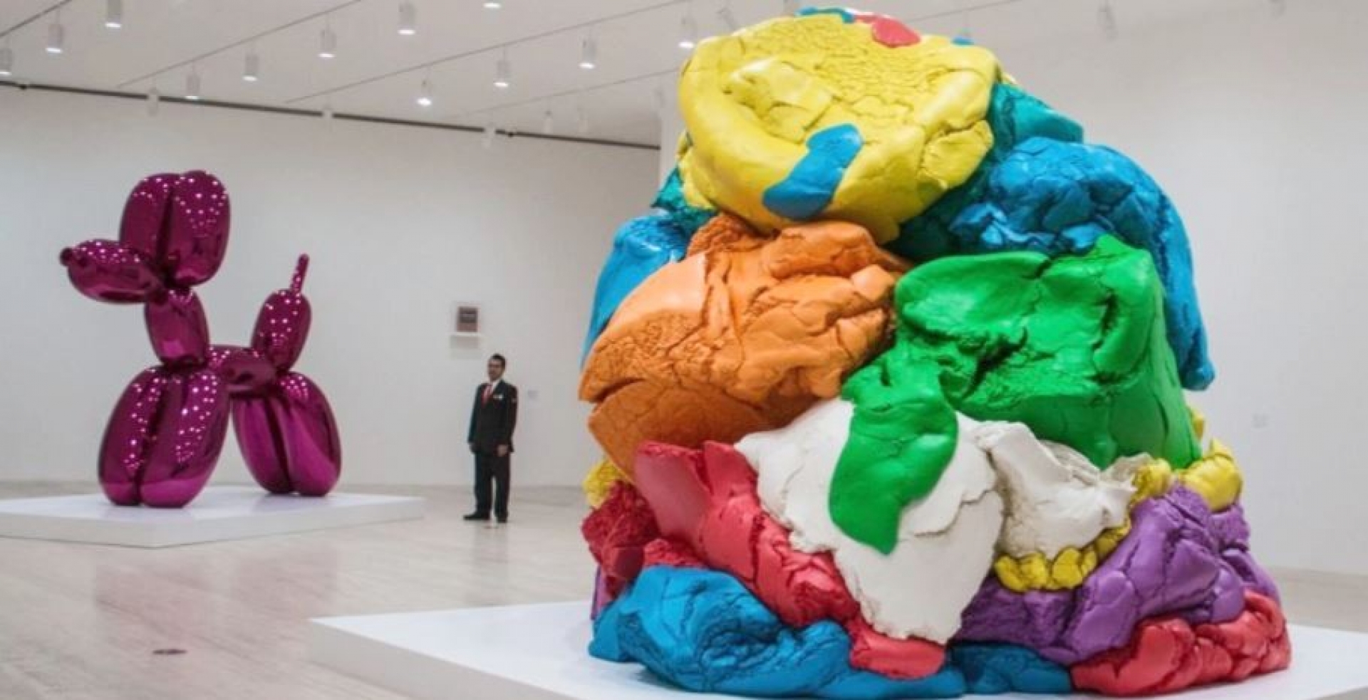 Recorre GRATIS esta expo virtual con arte de Jeff Koons, Banksy y más desde Inglaterra