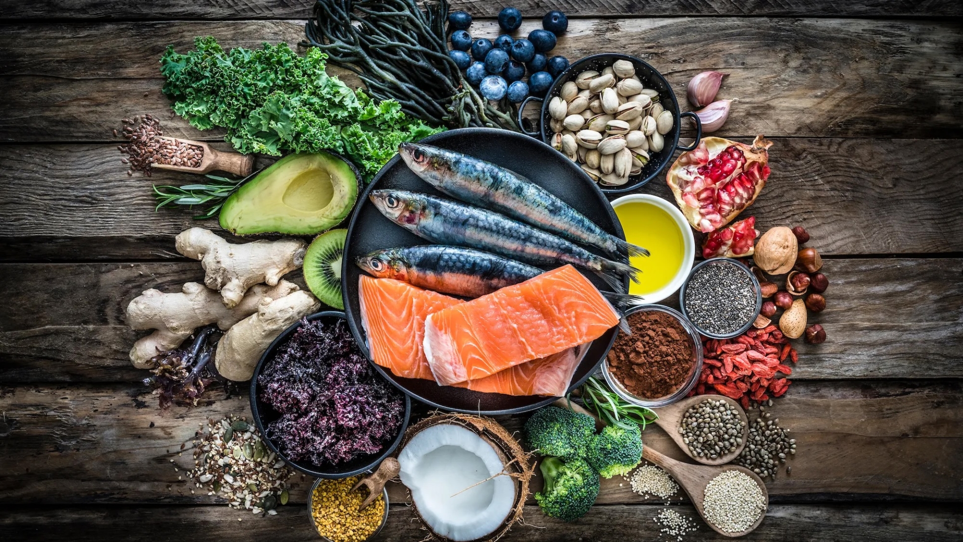 Comidas antiinflamatorias y ligeras para perder peso después de las fiestas