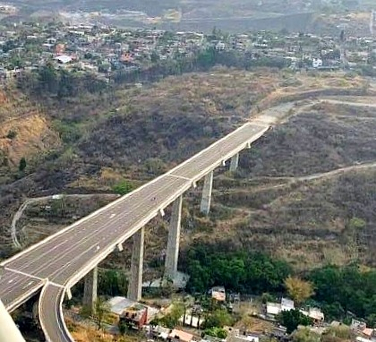 Gestionará Sergio Estrada Cajigal conclusión del puente 'sin fin'