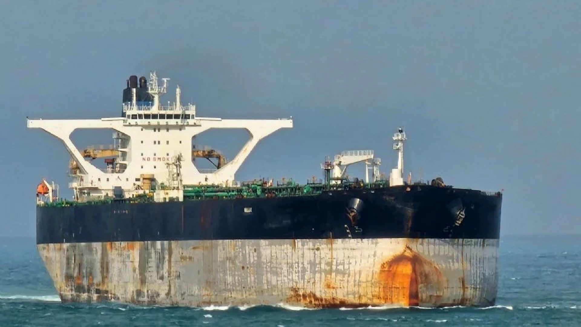 EU intercepta dos petroleros sancionados en aguas del Caribe