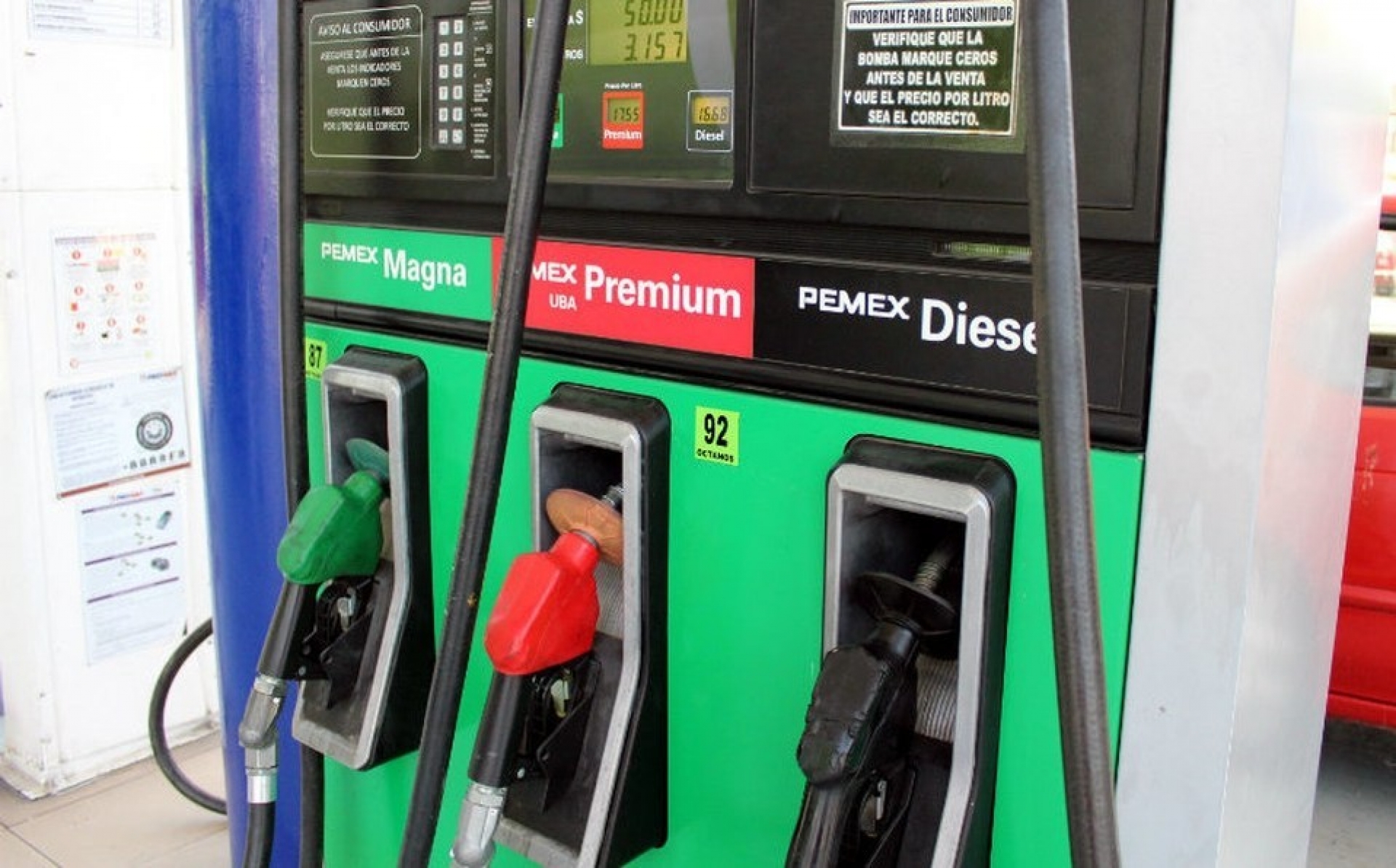 Gasolinas Magna, Premium y el Diésel avanzan sin estímulo fiscal