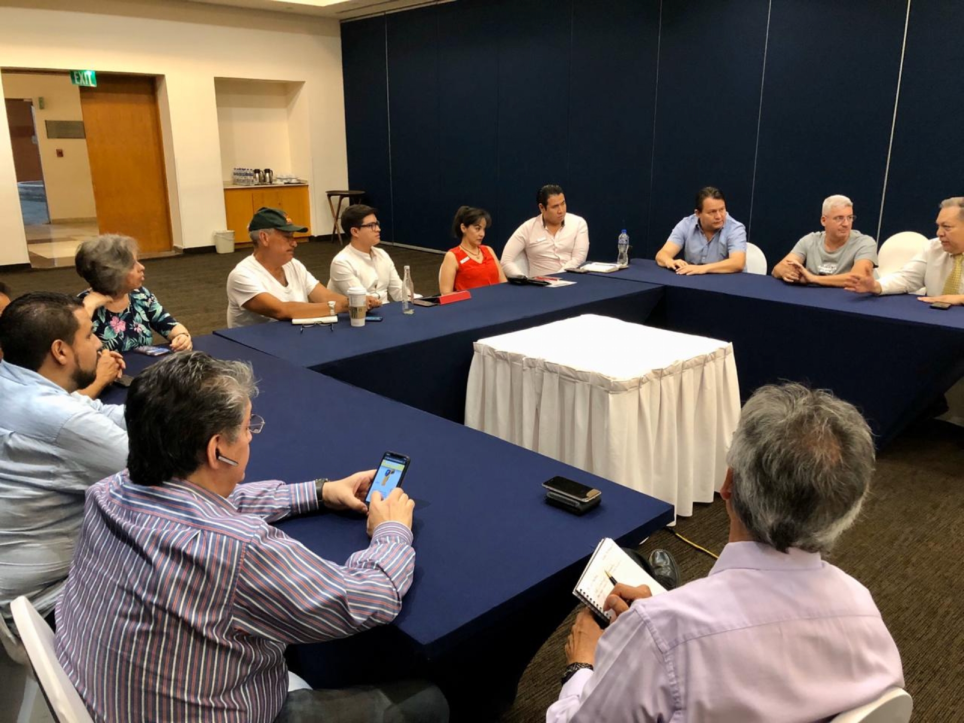Acuerda ayuntamiento capitalino con empresarios fortalecer prevención contra Covid-19