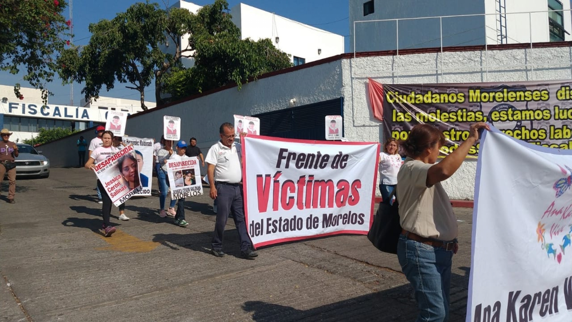 Marchan madres de personas desaparecidas; reclaman justicia ante FGE