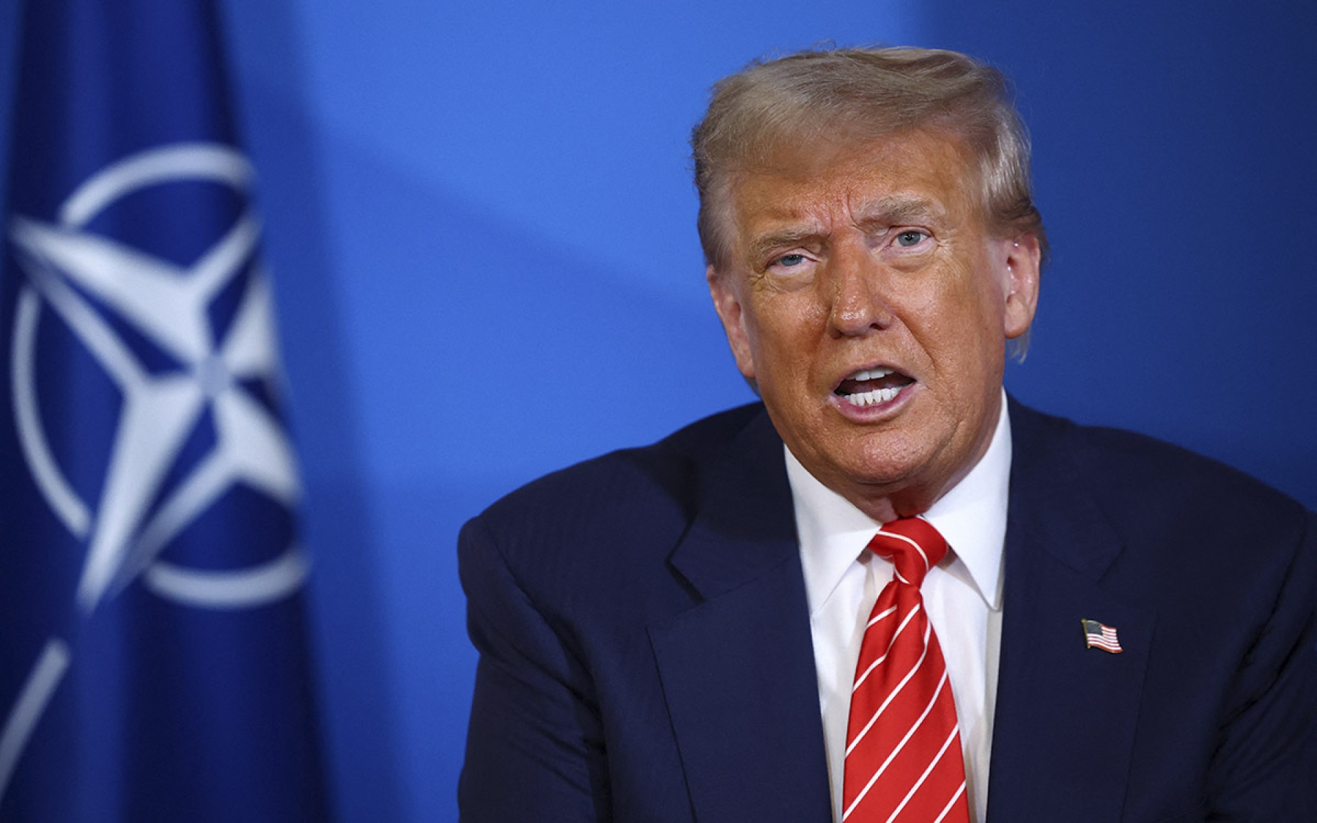Trump plantea posible retiro de Estados Unidos de la OTAN